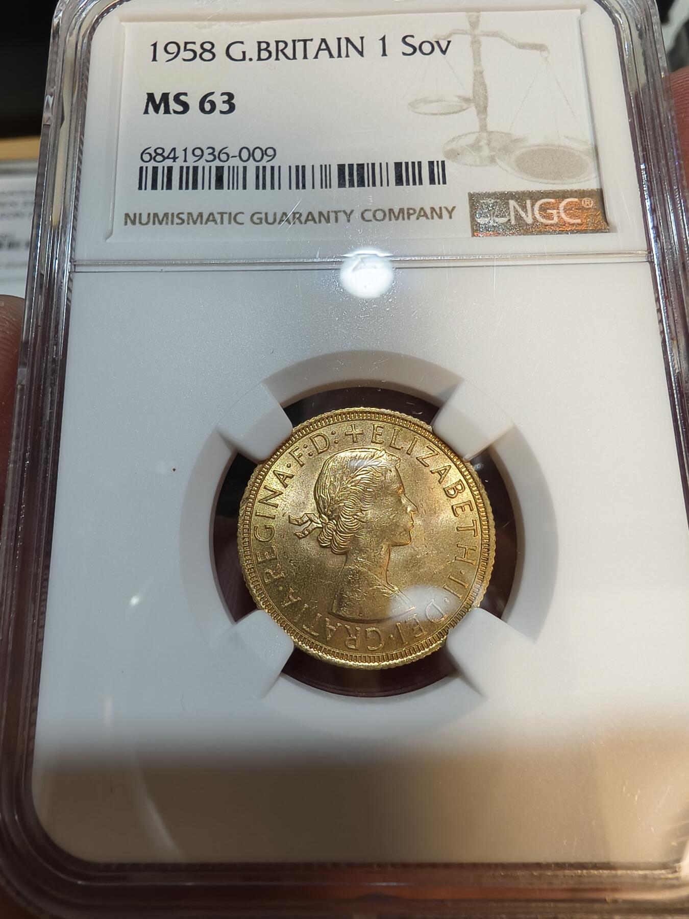 NGC-MS63英国1958年伊丽莎白二世索维林金币