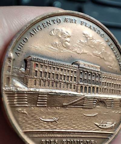 欧洲艺术麦朵尔 周五结拍 法国1960小铜章两枚顺丰包邮 巴黎造币厂建厂纪念