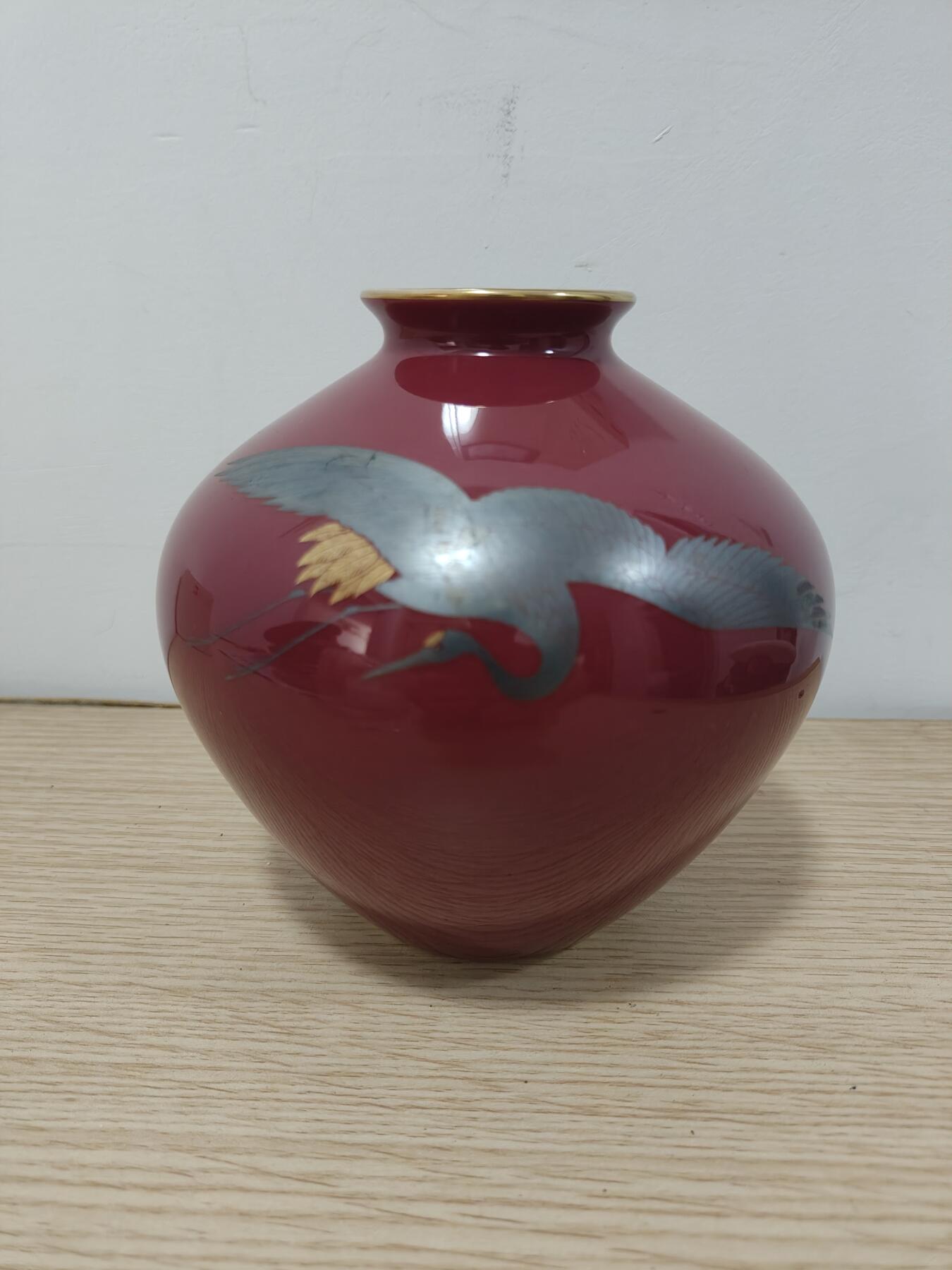 全场0元起拍 第176期 咸鱼国勋章拍卖专场 7月24日（周三）下午6：00开始 日本宫内厅指定 香兰社瓷瓶 高15CM