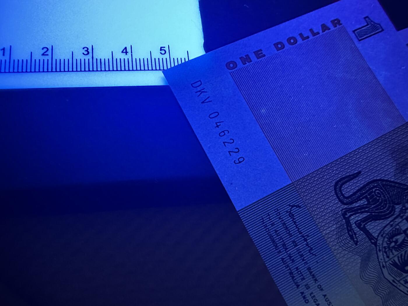 《外钞收藏家》第三百九十四期 澳大利亚纸版1-10元 四张一起 全新UNC 尾9一同