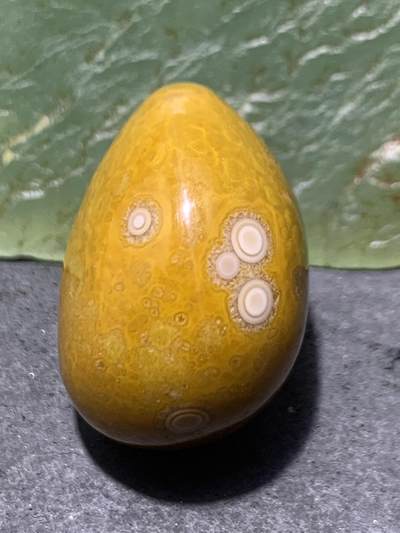 精美高玉化冰飘天眼纹黄战国红玛瑙随形吊坠一个， 精美高玉化冰飘天眼纹黄战国红玛瑙随形吊坠一个，