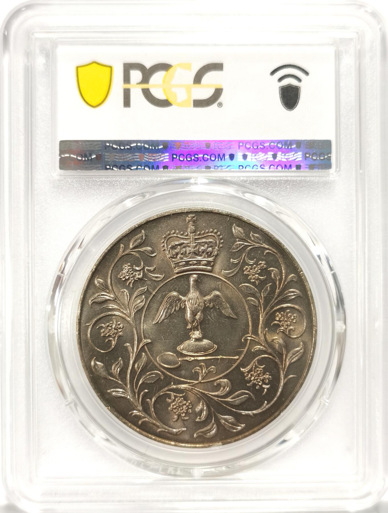 博洋堂世界钱币拍卖第084期（全场包邮） 冠军分 PCGS MS67 英国1977年伊丽莎白女王登基纪念克朗，五彩包浆，高分难得，pc送评记录一百多枚，67仅个位数