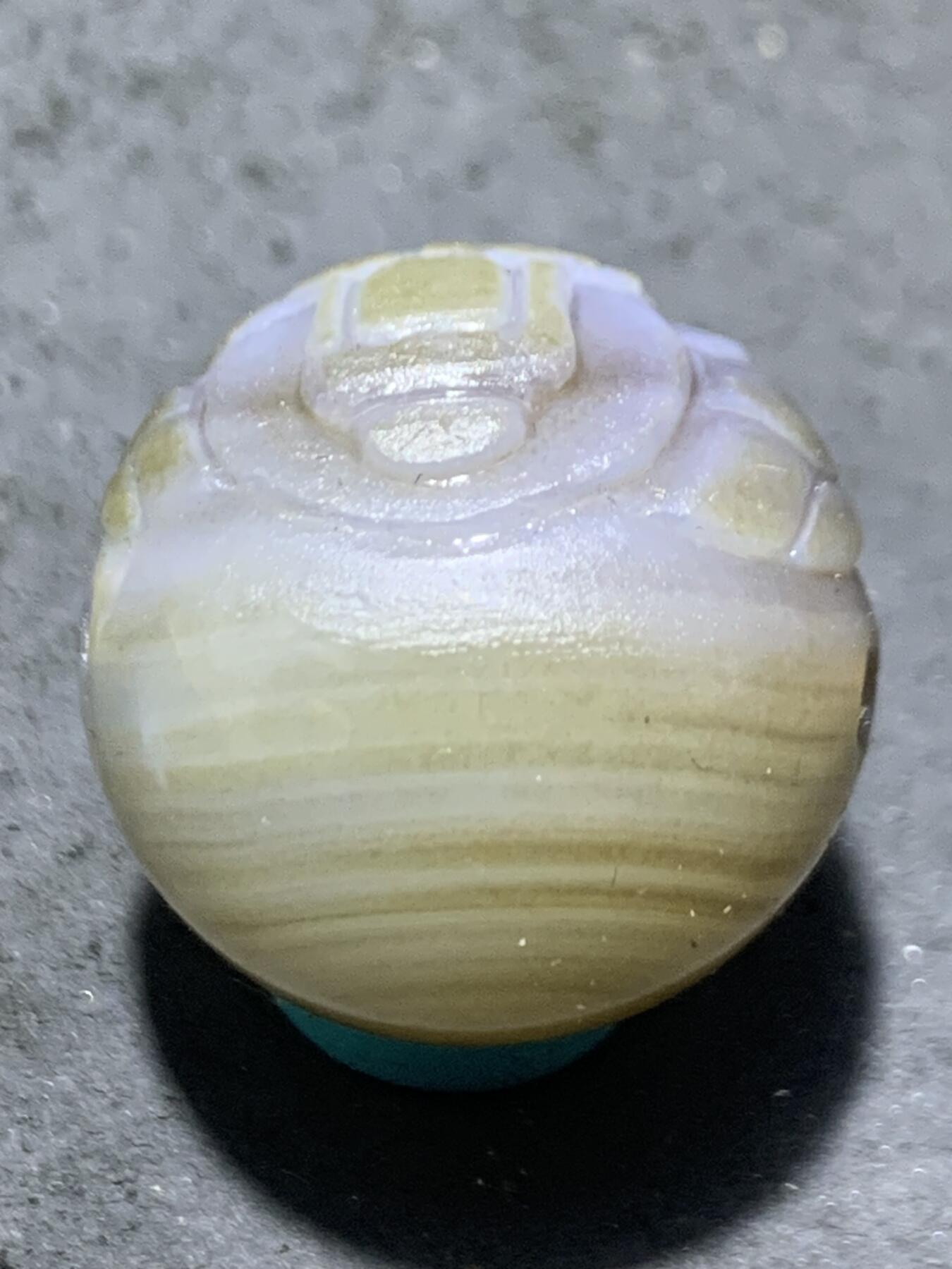 精美高玉化亚光海洋玉髓手工俏色巧雕花开见佛宝宝佛随形2.0圆珠一个