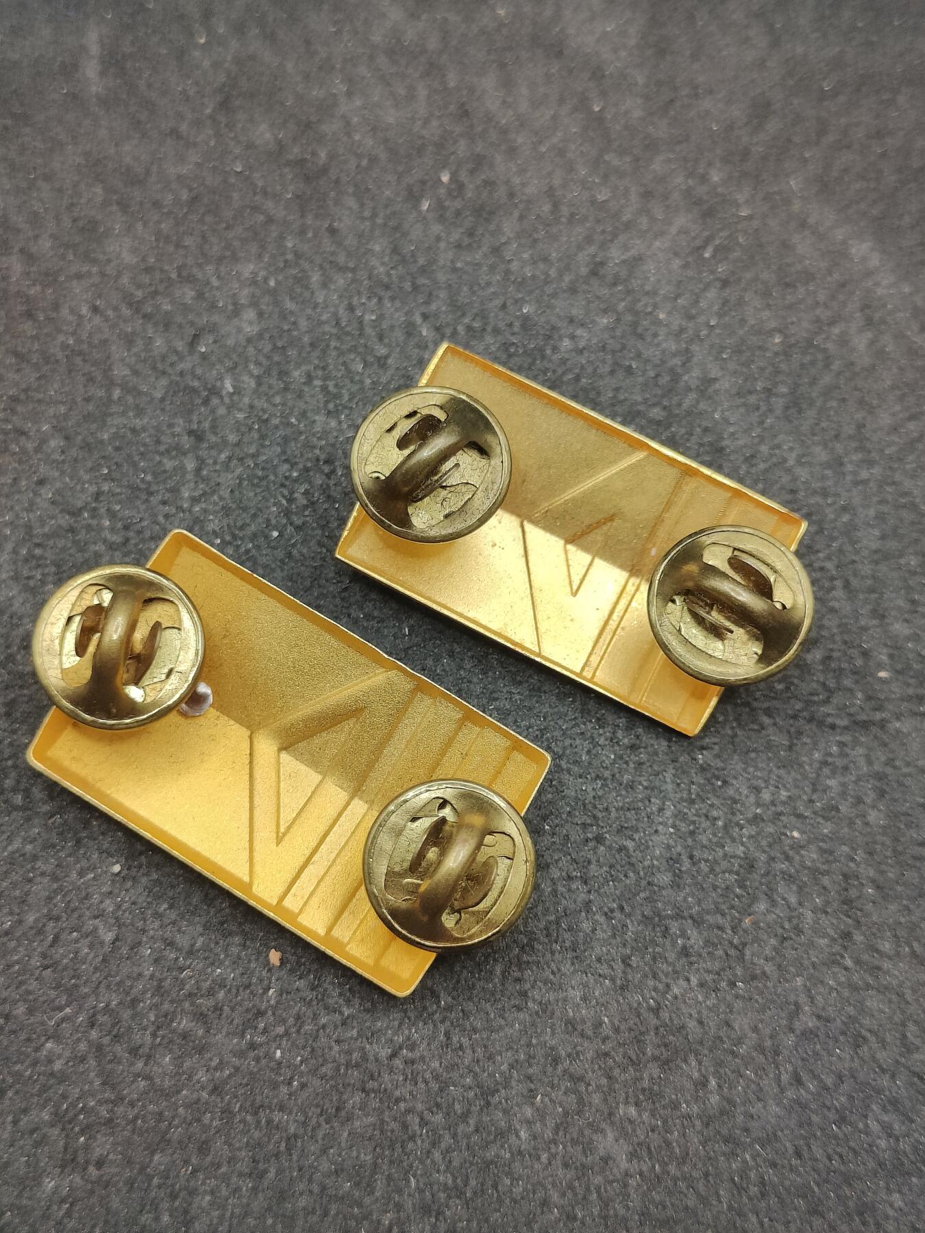 全场0元起拍 第176期 咸鱼国勋章拍卖专场 7月24日（周三）下午6：00开始 陆自陆曹领章