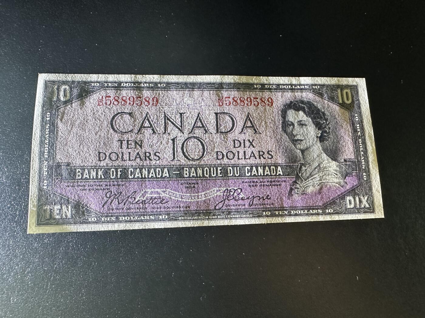 《外钞收藏家》第三百九十四期 1954年加拿大10加元 边角瑕疵 UNC- 魔鬼脸