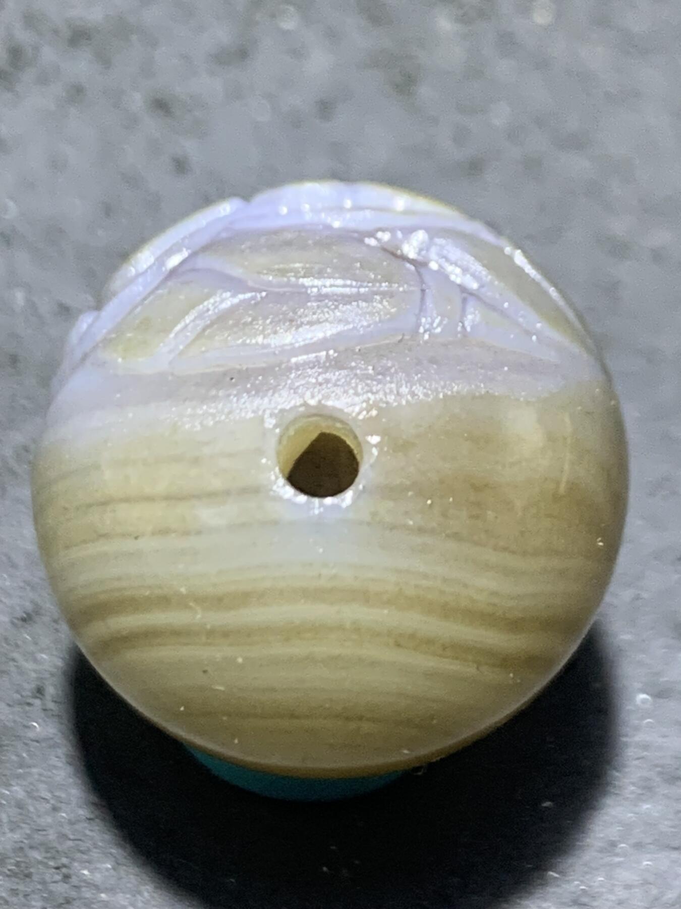 精美高玉化亚光海洋玉髓手工俏色巧雕花开见佛宝宝佛随形2.0圆珠一个