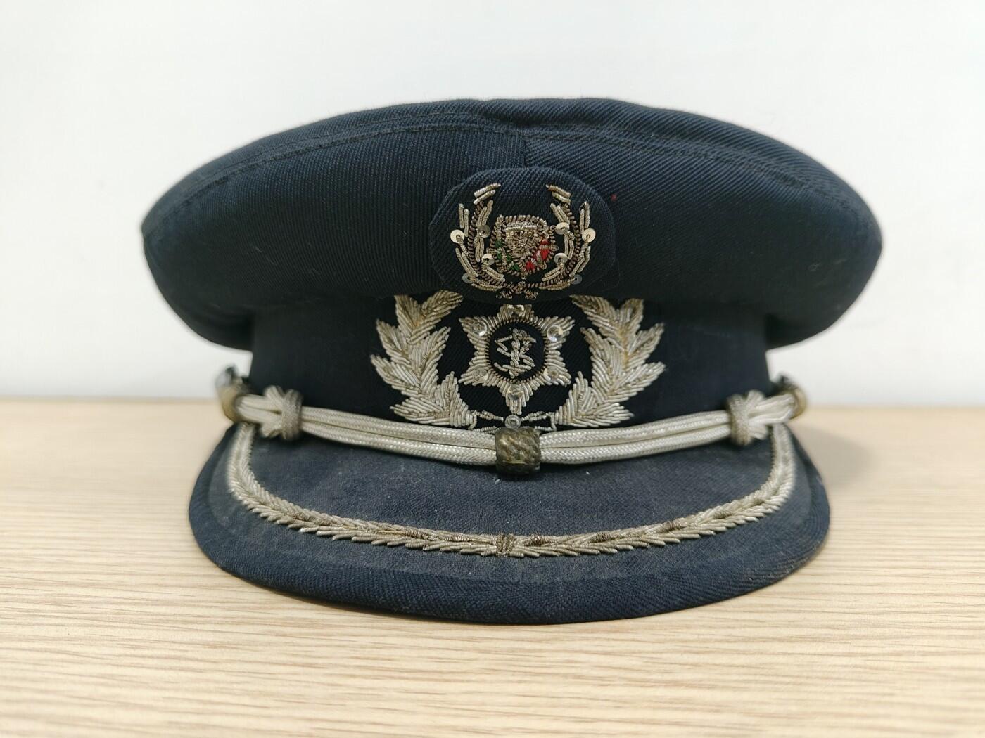 全场0元起拍 第176期 咸鱼国勋章拍卖专场 7月24日（周三）下午6：00开始 葡萄牙 警察军官刺绣大檐帽56CM