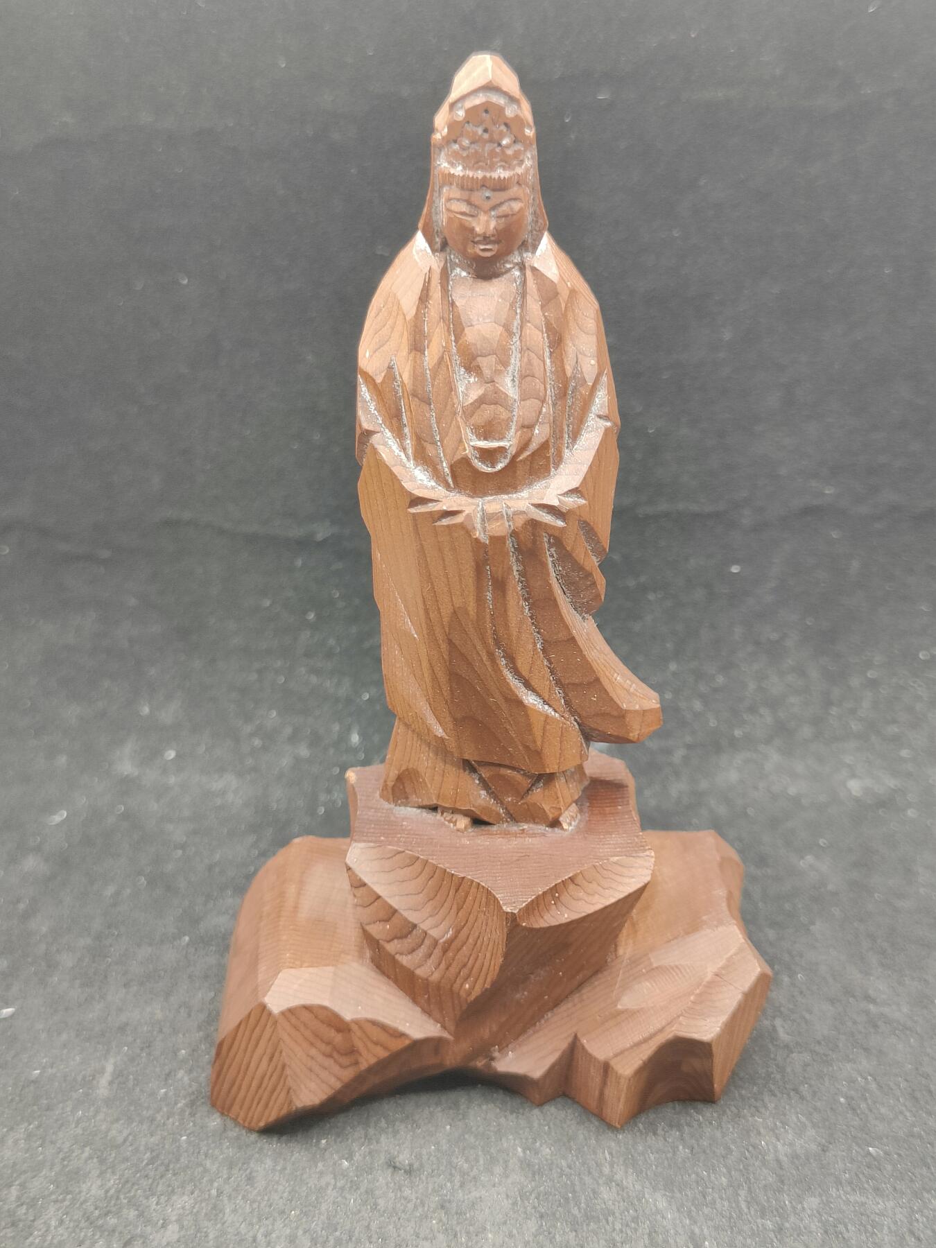 全场0元起拍 第176期 咸鱼国勋章拍卖专场 7月24日（周三）下午6：00开始 日本佛像木雕