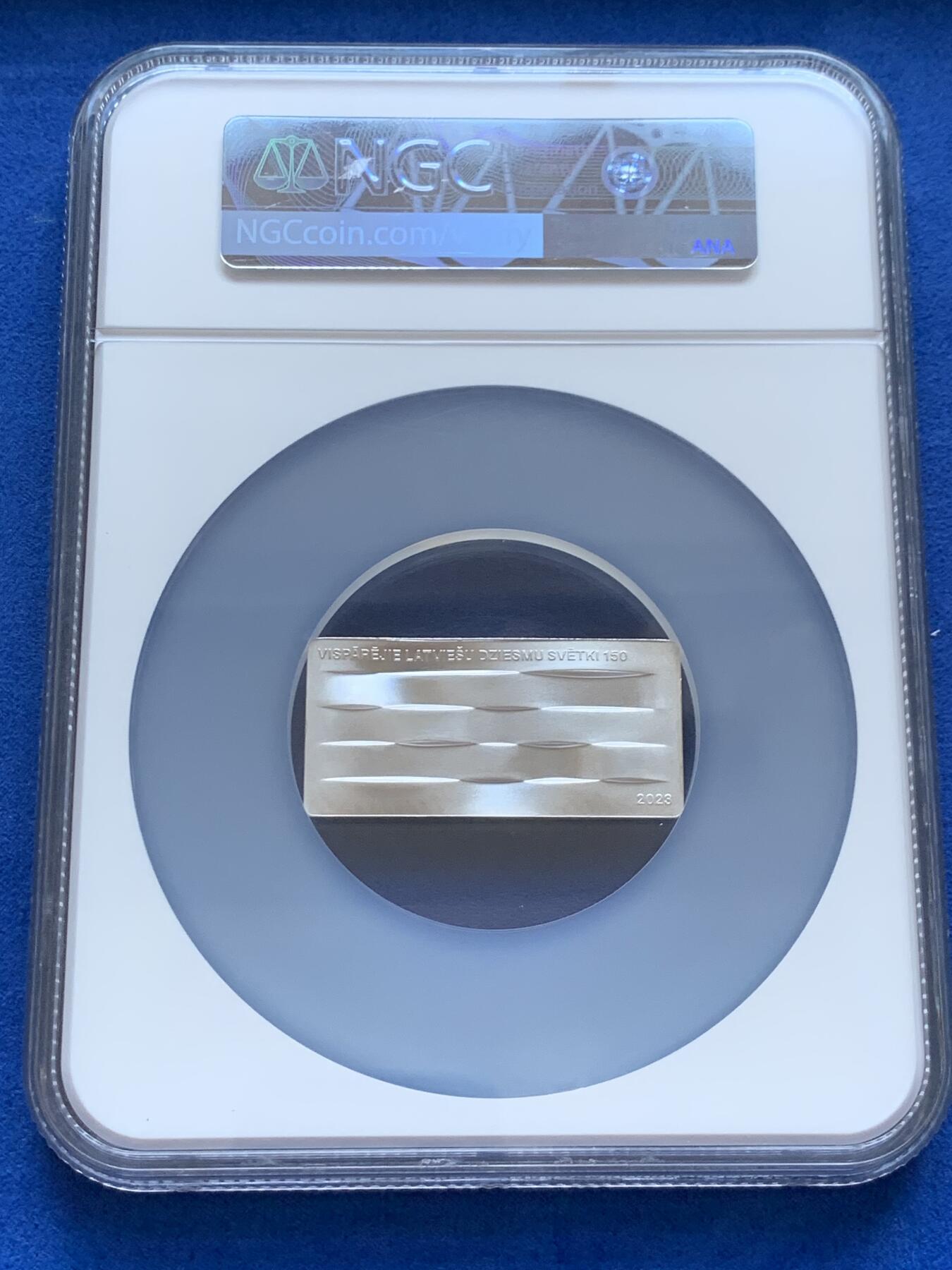 《竞宝斋》第289场- 周日，周一，周二 3场连拍 （全场包邮） NGC PF70UC 拉脱维亚2023年发行“歌声震撼人心”全国歌舞庆典150周年彩银纪念精制币 限量4000枚 2025年度克劳斯世界硬币大奖赛之最富激情奖提名币 大热门 盒证齐全 29g 999银 52g