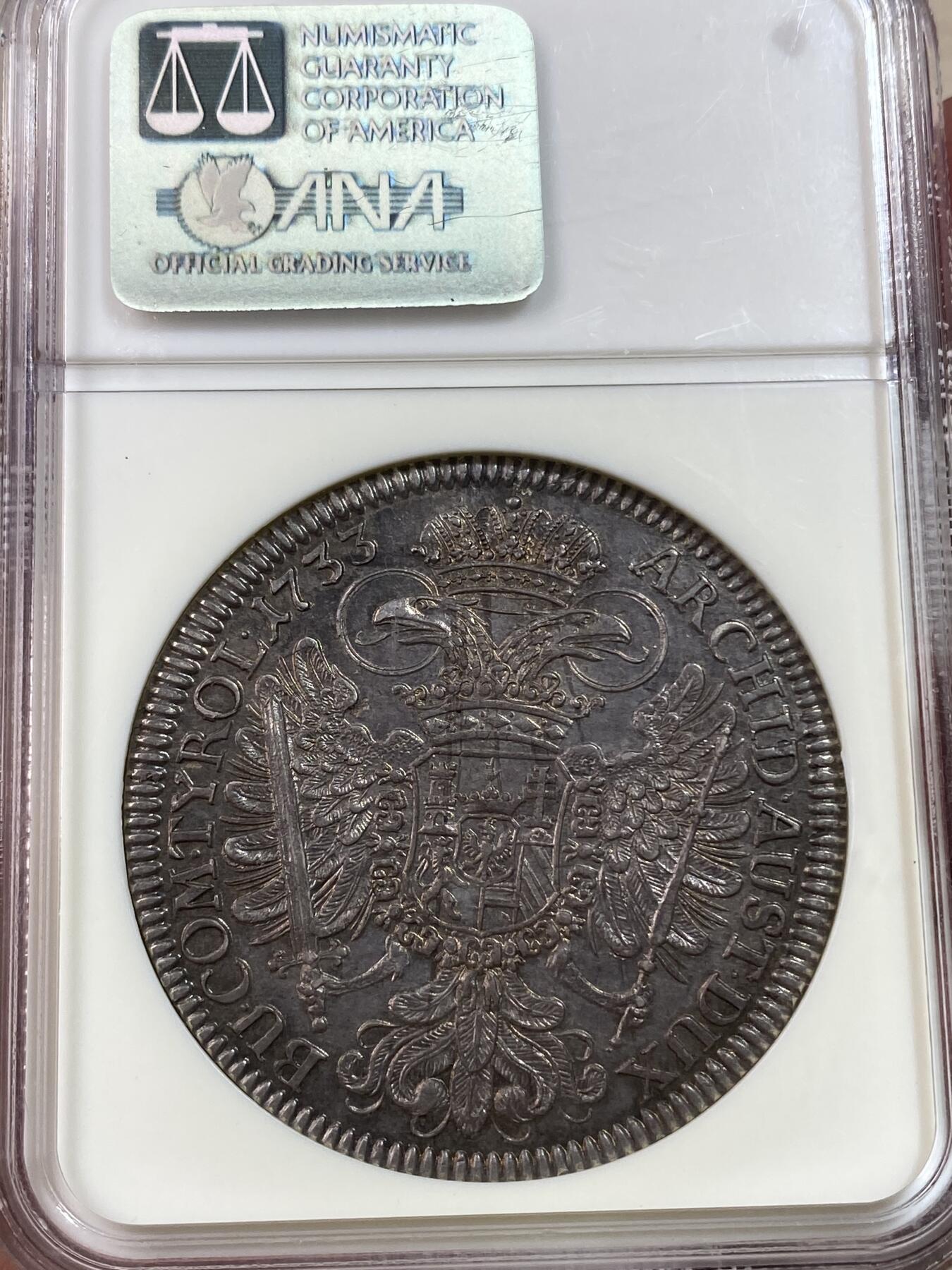 万国钱币拍卖第030期（万国三十期纪念大拍） NGC MS63 1733神圣罗马帝国皇帝卡尔六世双头鹰大泰勒 哈尔厂铸造 NGC老白盒 通体黑漆古包浆 充满历史韵味的一枚