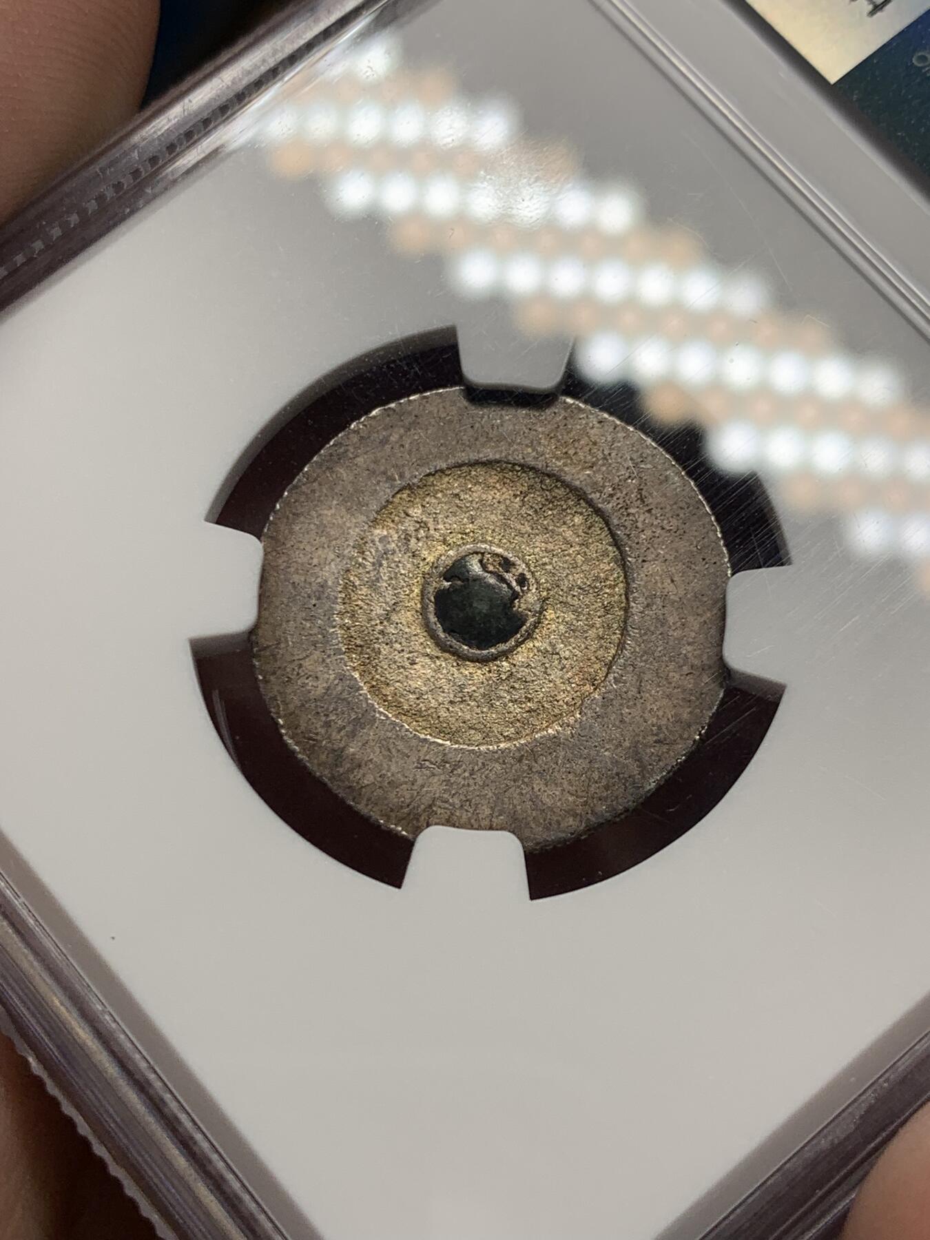 《竞宝斋》第289场- 周日，周一，周二 3场连拍 （全场包邮） NGC MS61 朝鲜1882年大东一钱绿珐琅银币 珐琅完整状态一流 绿珐琅是所有颜色中最稀少 好品存世极为难觅