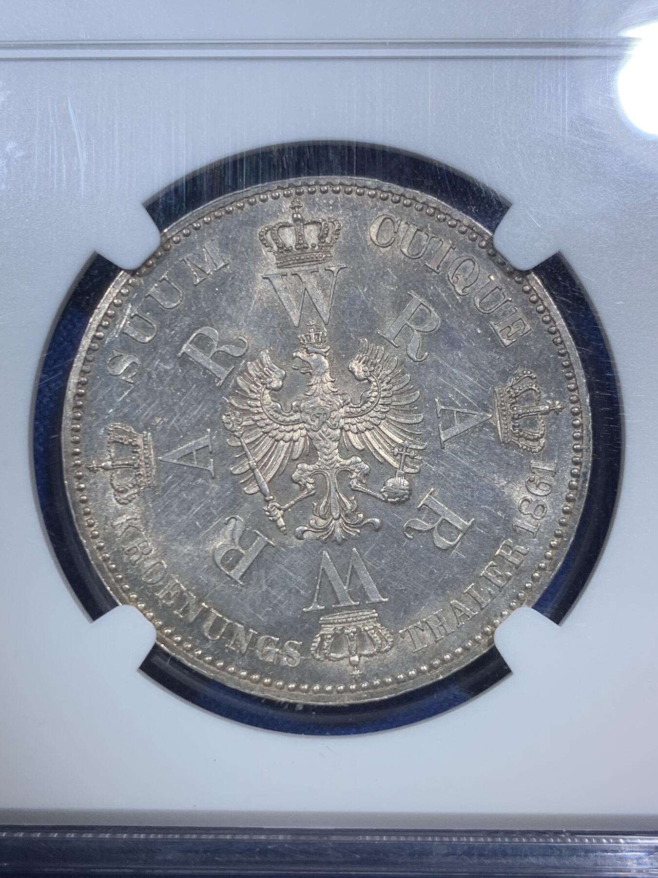 《竞宝斋》第289场- 周日，周一，周二 3场连拍 （全场包邮） NGC MS62 德国1861普鲁士威廉一世登基1泰勒 银币