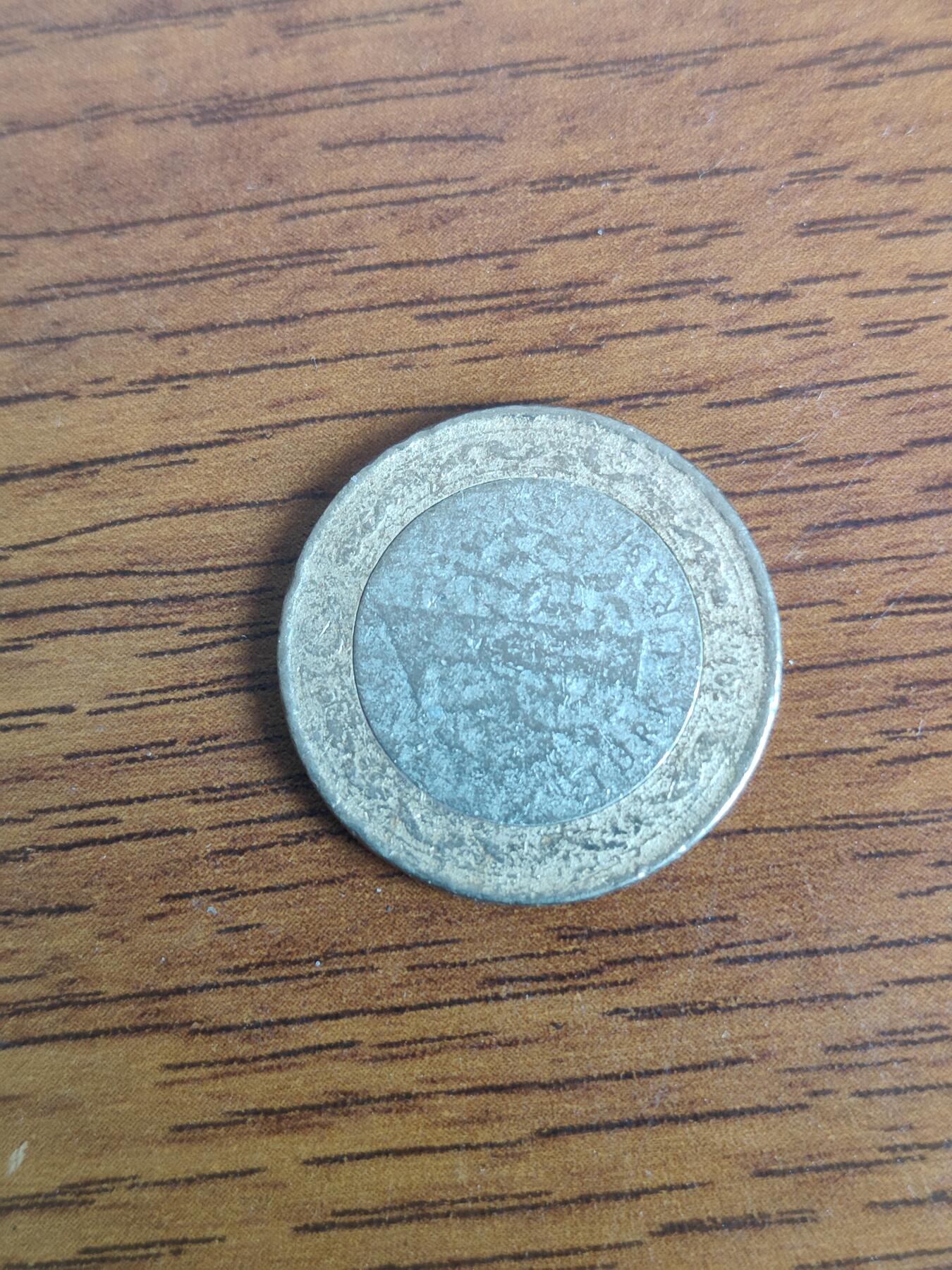 英雄古币捡漏专场第一期无押金可累计捡漏，全场50包邮，偏远地区除外。 外国古币