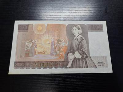 博彦收藏7月24日钱币专场 英国女皇10镑 85品EF 有字迹