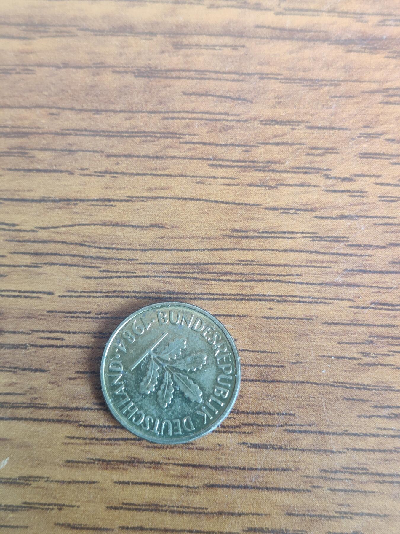 英雄古币捡漏专场第一期无押金可累计捡漏，全场50包邮，偏远地区除外。 外国古币