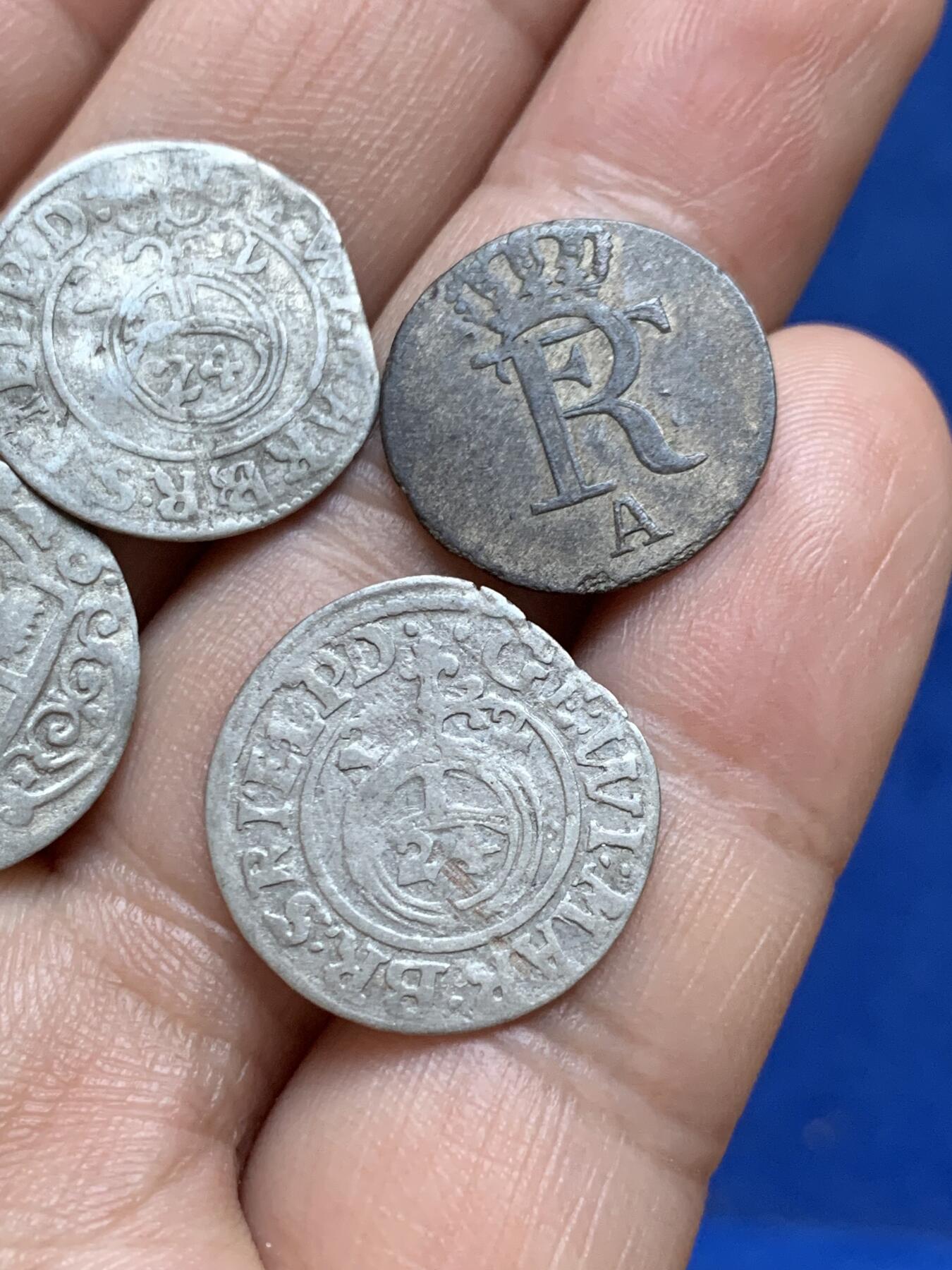 《竞宝斋》第289场- 周日，周一，周二 3场连拍 （全场包邮） 4枚一组 神圣罗马帝国1/48泰勒银币1枚 波兰3波尔卡3枚 少见