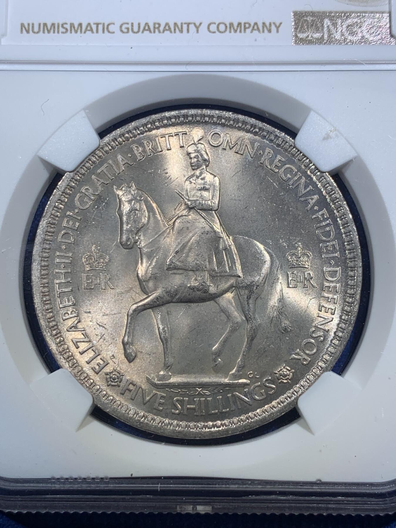 《竞宝斋》第289场- 周日，周一，周二 3场连拍 （全场包邮） NGC MS63 英国1953年伊丽莎白二世登基纪念克朗 背面有类镜面感 这个品种少见