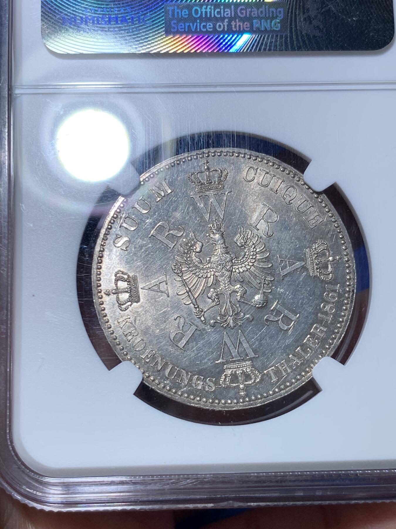 《竞宝斋》第289场- 周日，周一，周二 3场连拍 （全场包邮） NGC MS62 德国1861普鲁士威廉一世登基1泰勒 银币