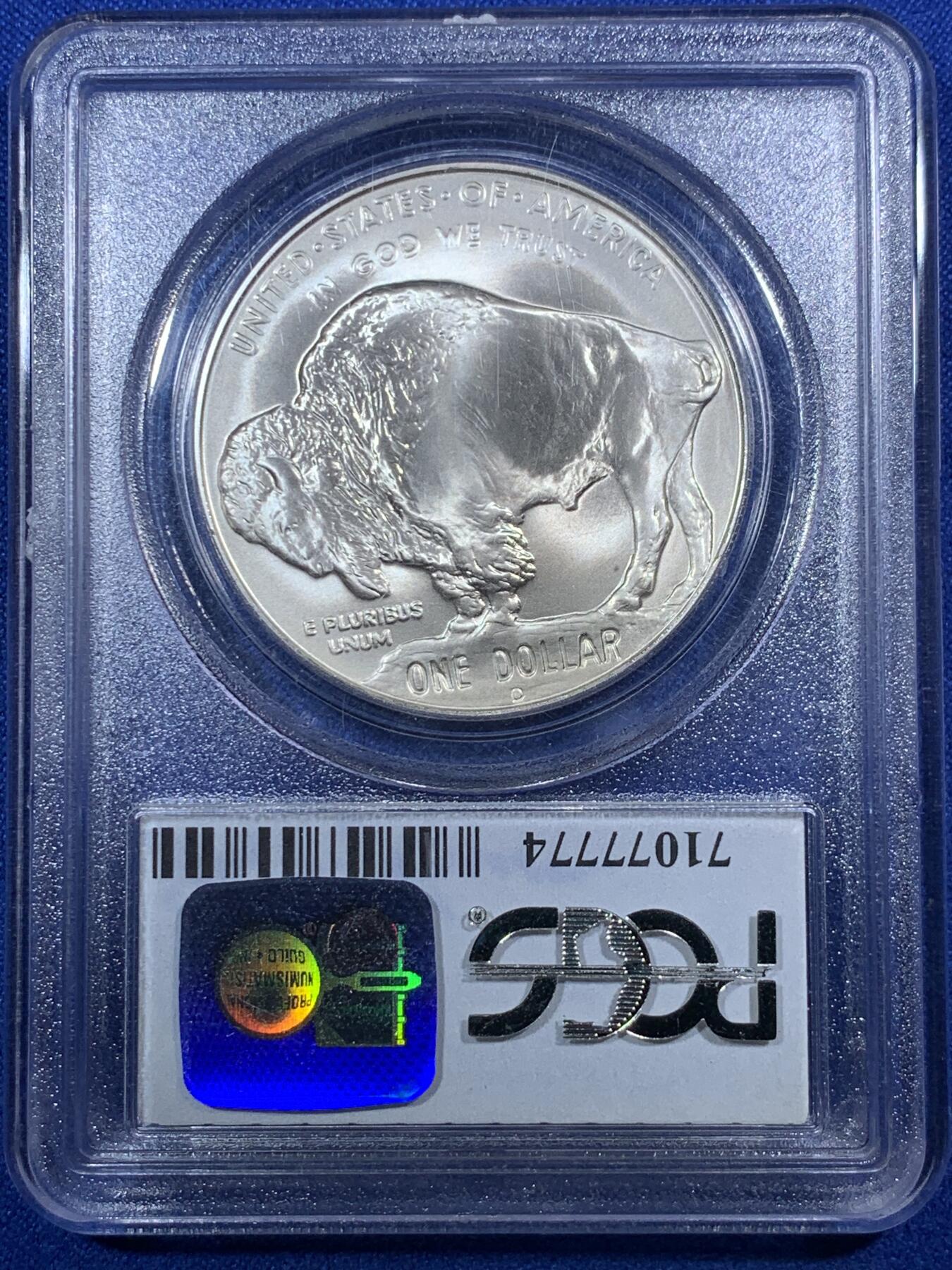 《竞宝斋》第289场- 周日，周一，周二 3场连拍 （全场包邮） PCGS MS69 美国2001D公牛普制银币 第36任铸币主管JAY W Johson签字版 1oz 纯度99.9%