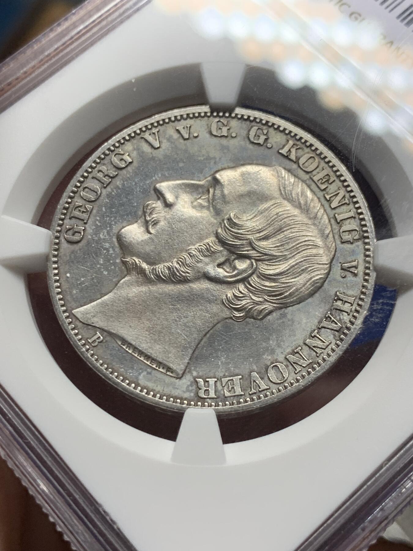 《竞宝斋》第289场- 周日，周一，周二 3场连拍 （全场包邮） NGC UNC 德国 1865年 汉诺威 名誉品 橡树泰勒 细节状态好 实为难得 性价比高