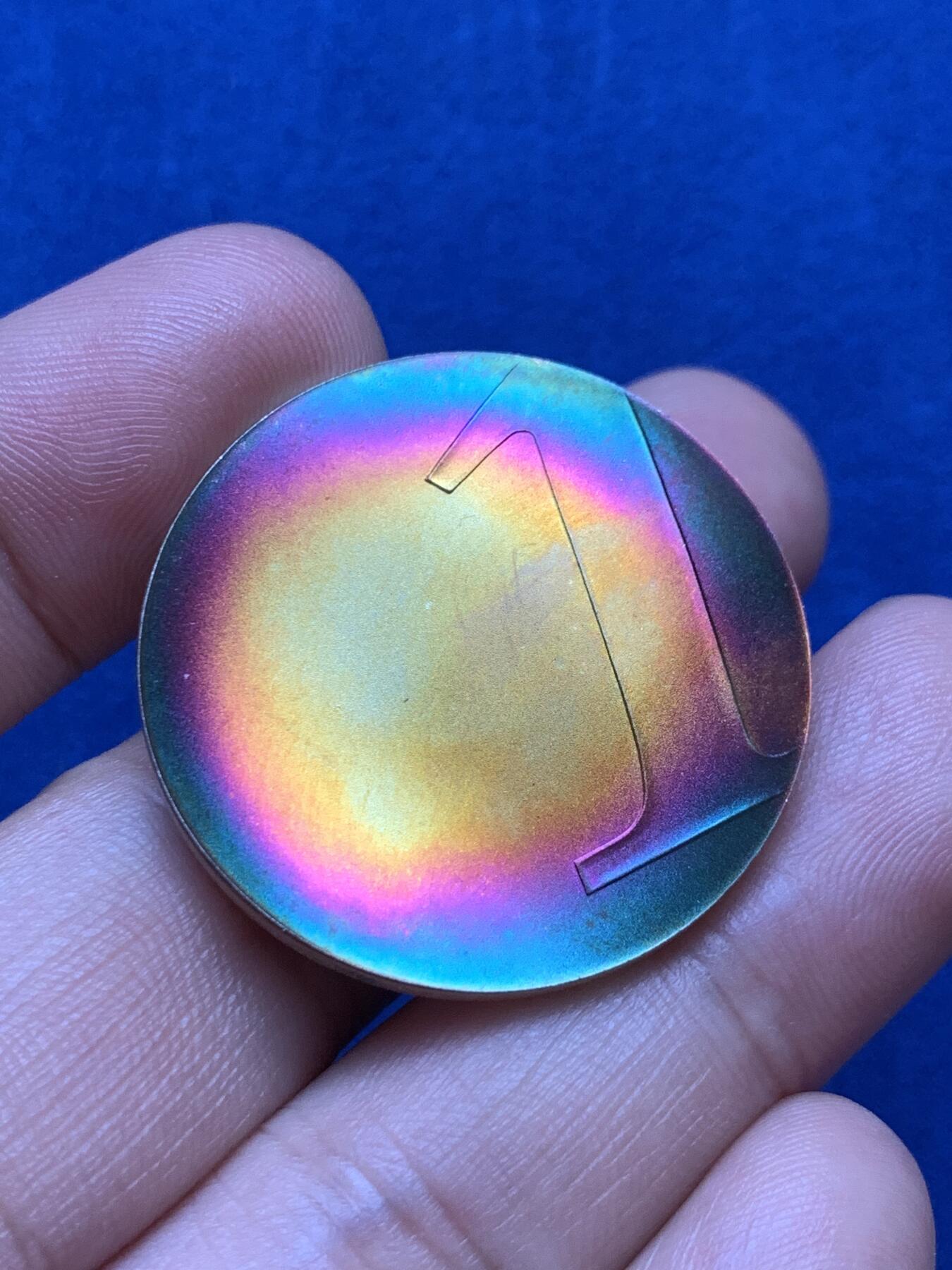 《竞宝斋》第289场- 周日，周一，周二 3场连拍 （全场包邮） 法国最后的1法郎银币 这个是原盒五彩环彩 原盒拆出来的 绝对不是人工包浆 喜欢五彩的冲就完了