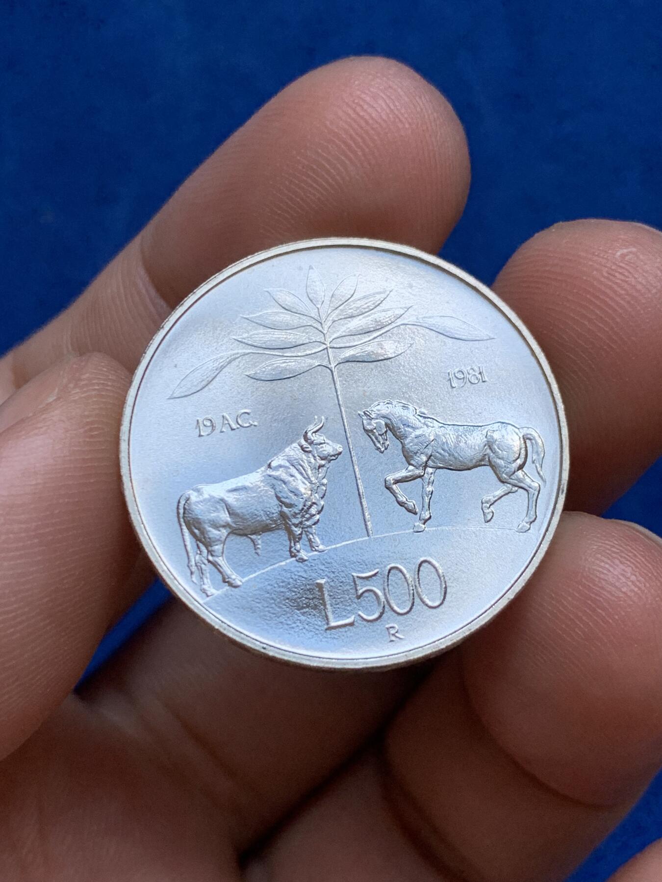 《竞宝斋》第289场- 周日，周一，周二 3场连拍 （全场包邮） 意大利1981年维吉尔诞辰2000周年500里拉纪念银币