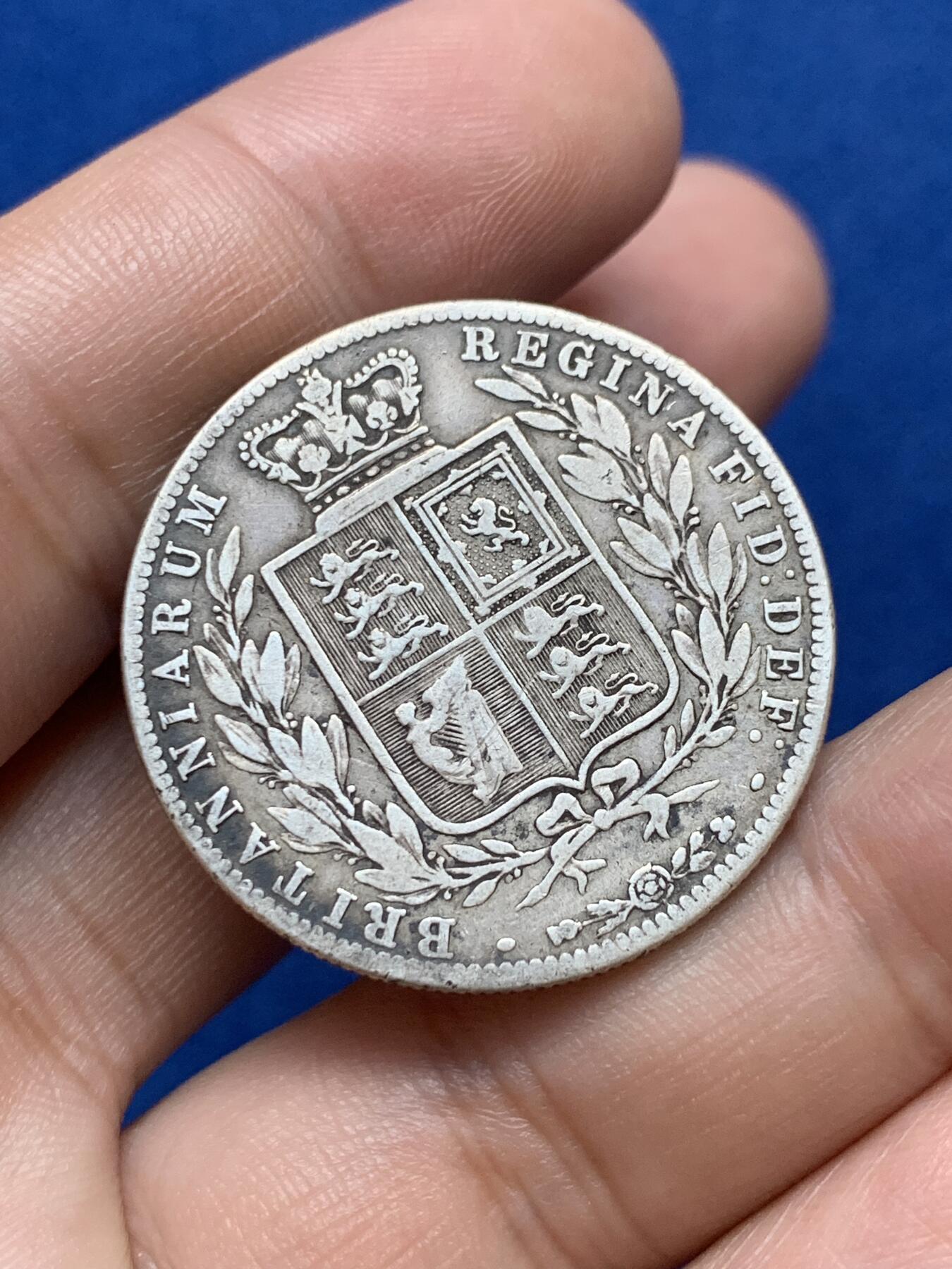 《竞宝斋》第289场- 周日，周一，周二 3场连拍 （全场包邮） 英国1875年维多利亚年轻头像半克朗银币