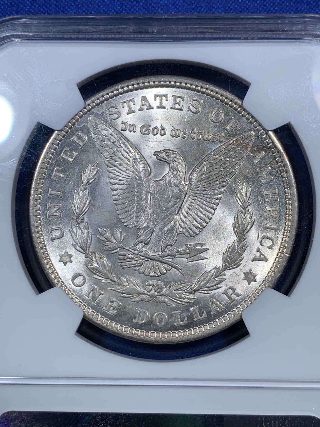 《竞宝斋》第289场- 周日，周一，周二 3场连拍 （全场包邮） NGC MS62 美国1921年摩根银元 盒子边有小磕