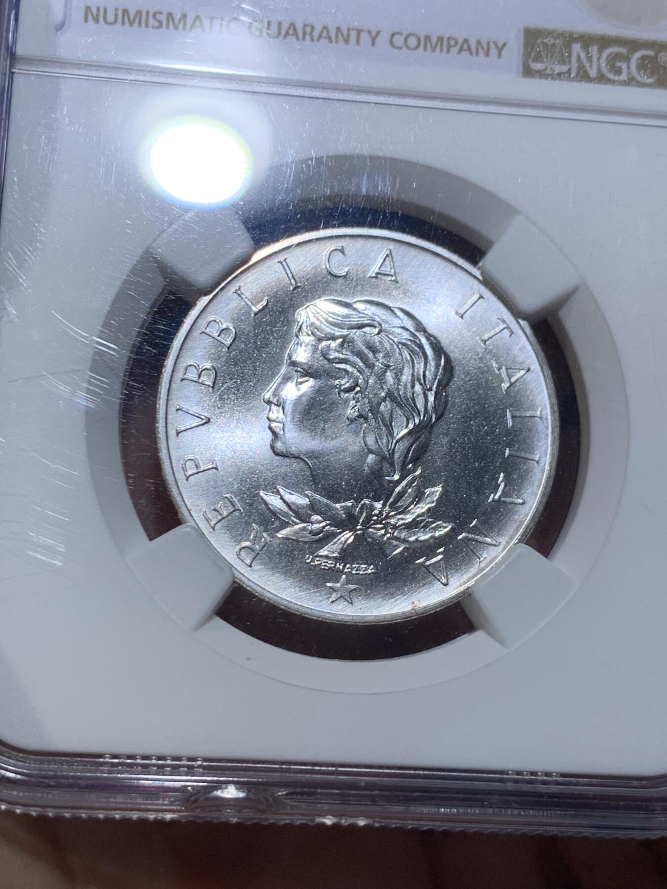 《竞宝斋》第289场- 周日，周一，周二 3场连拍 （全场包邮） NGC MS64 意大利1990年欧洲轮值主席国500里拉磨砂版纪念银币带盒 最高评级分