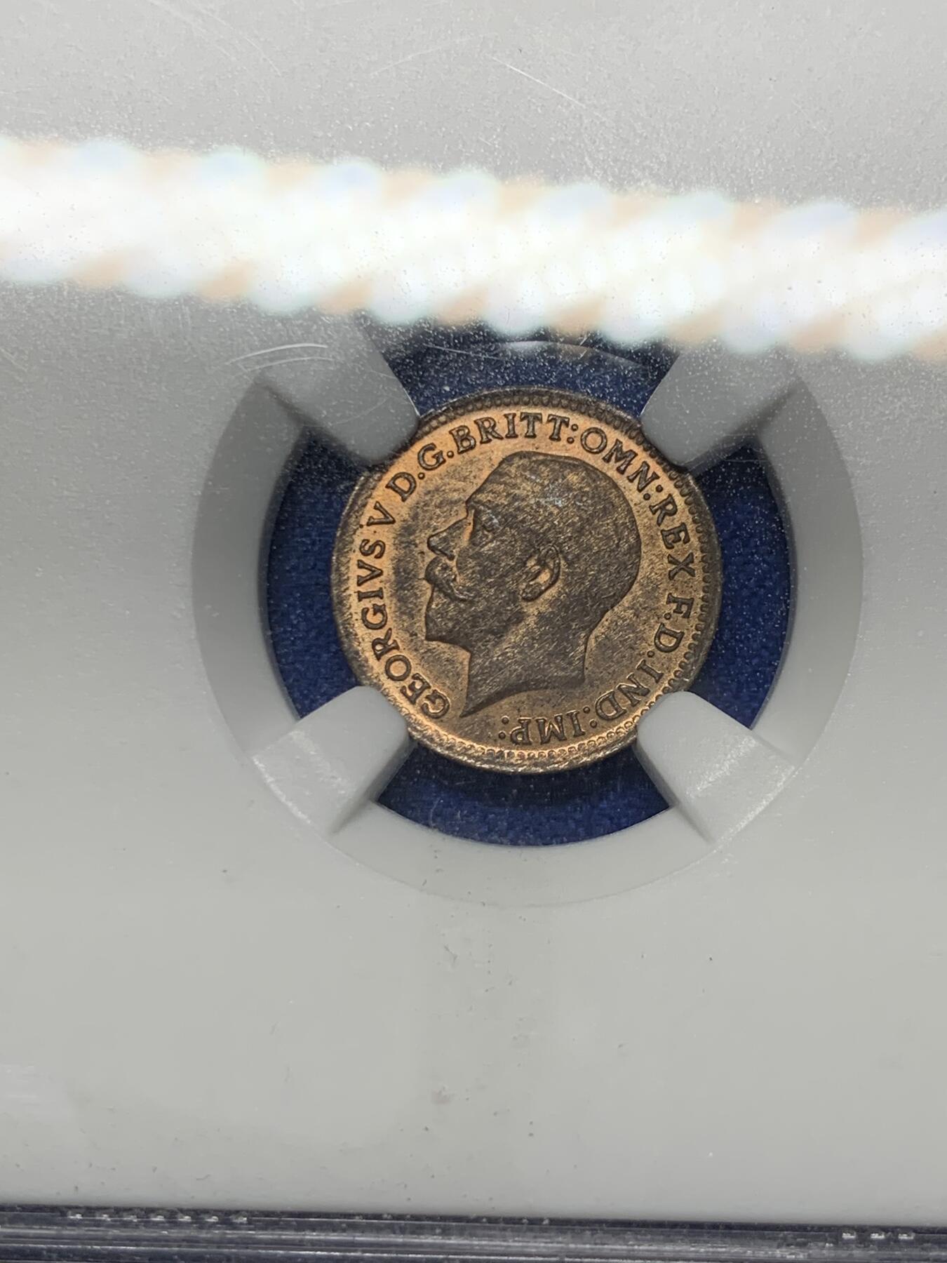 《竞宝斋》第289场- 周日，周一，周二 3场连拍 （全场包邮） NGC MS63RB 英国1913年乔治五世1/3法新 底板光度很好 未被包浆遮盖