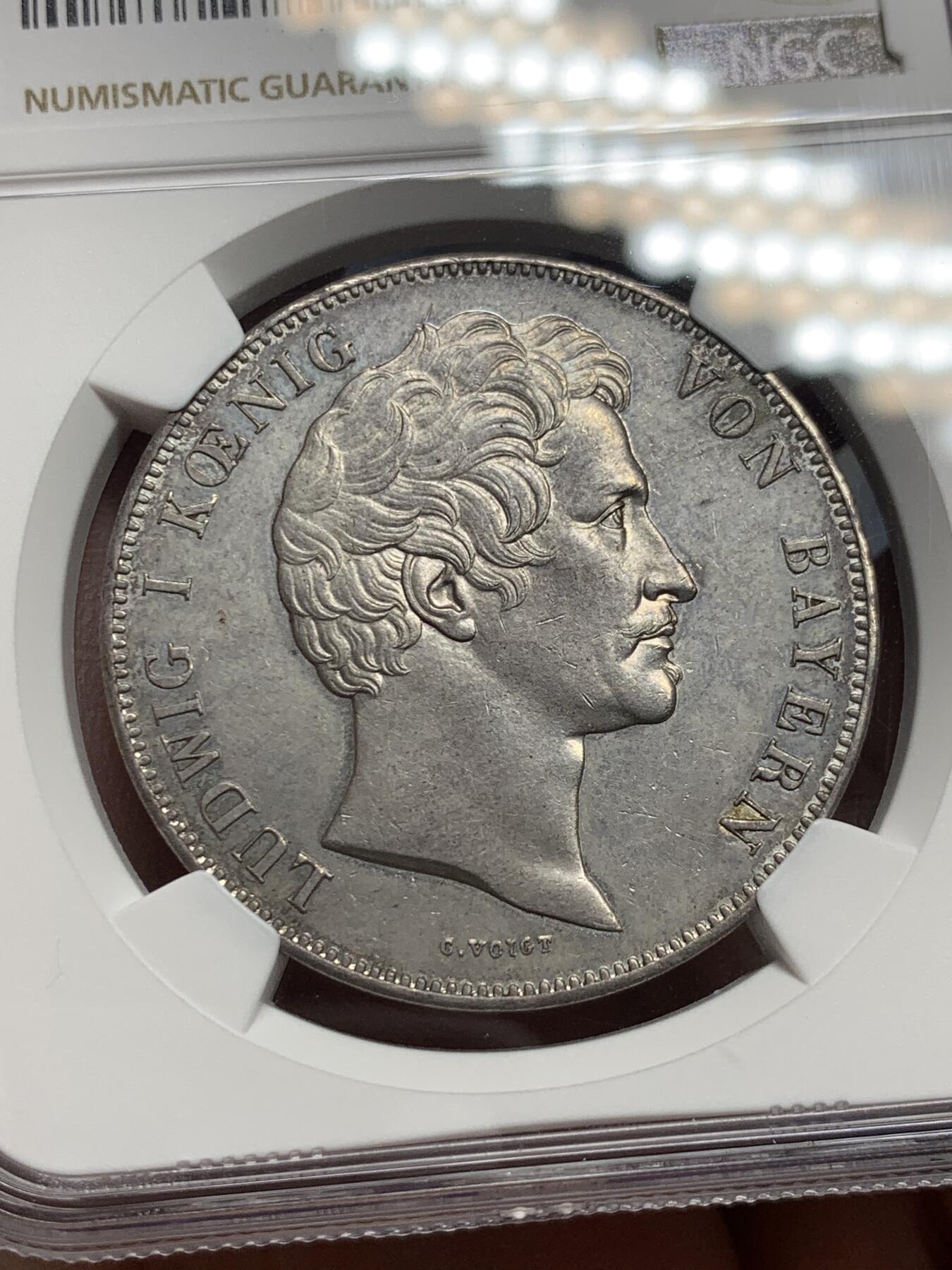 《竞宝斋》第289场- 周日，周一，周二 3场连拍 （全场包邮） NGC UNC 德国 1842年巴伐利亚瓦尔哈拉神殿历史双泰勒大银币 细节底板都难得 带PL光 37.12g 38mm