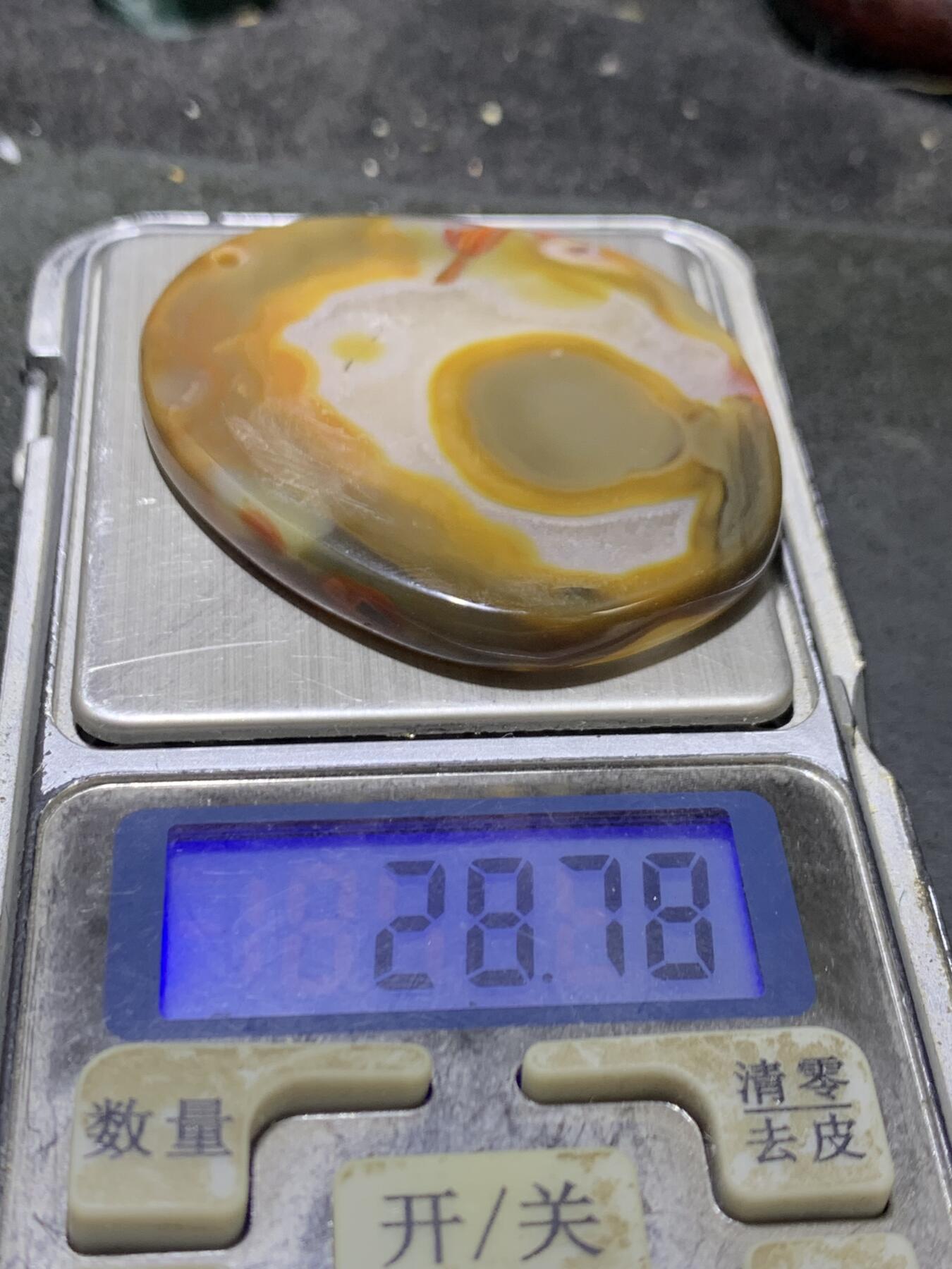 精美战国红玛瑙冰飘心随形吊坠（把件）一个