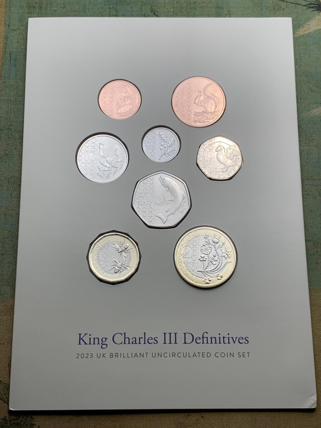 《竞宝斋》第289场- 周日，周一，周二 3场连拍 （全场包邮） 英国2023年官方套币  查尔斯三世首套硬币  人像边带皇冠暗记  动物主题  未来热门品种