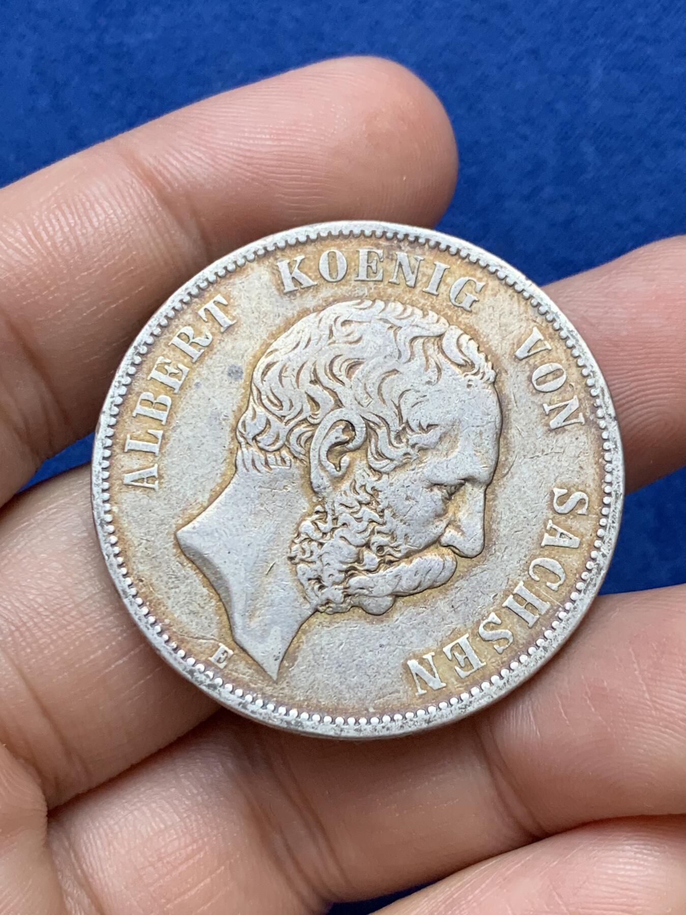 《竞宝斋》第289场- 周日，周一，周二 3场连拍 （全场包邮） 德国萨克森1875年阿尔伯特短翅5马克 细节见图