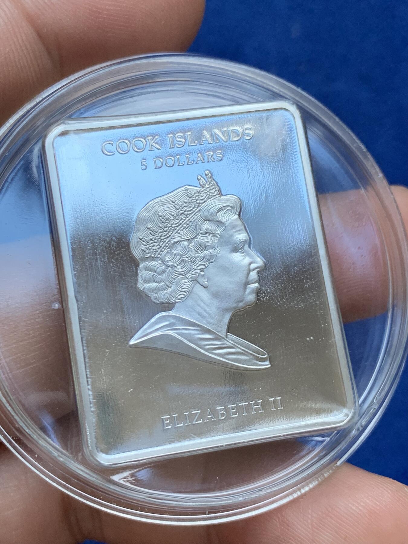 《竞宝斋》第289场- 周日，周一，周二 3场连拍 （全场包邮） 【少见】库克群岛2010年5元欧洲大师系列捷克著名画家彼得·布兰德《三博士朝圣》彩色精制纪念银币