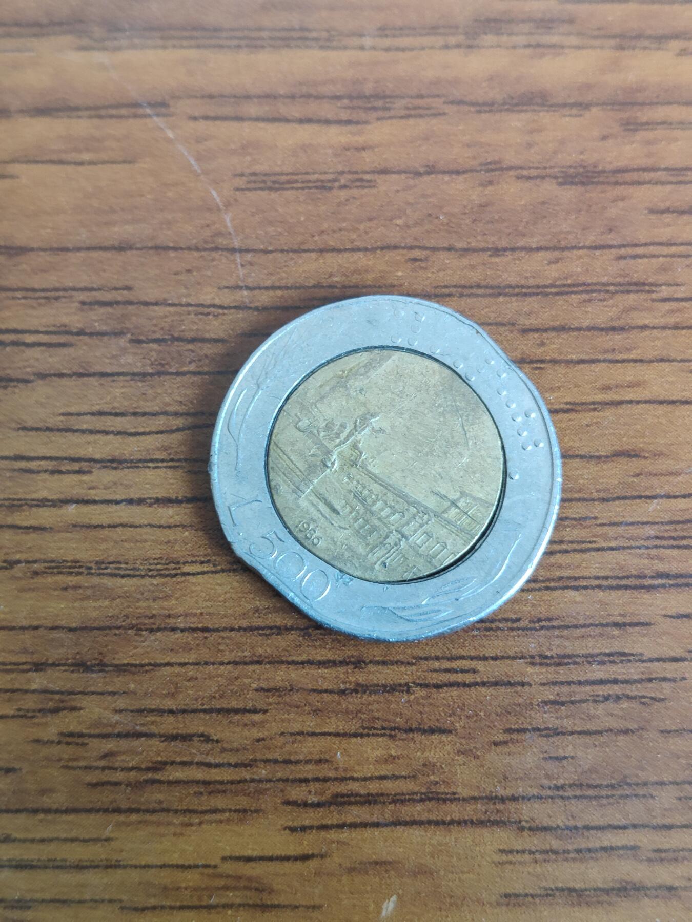 英雄古币捡漏专场第一期无押金可累计捡漏，全场50包邮，偏远地区除外。 外国古币