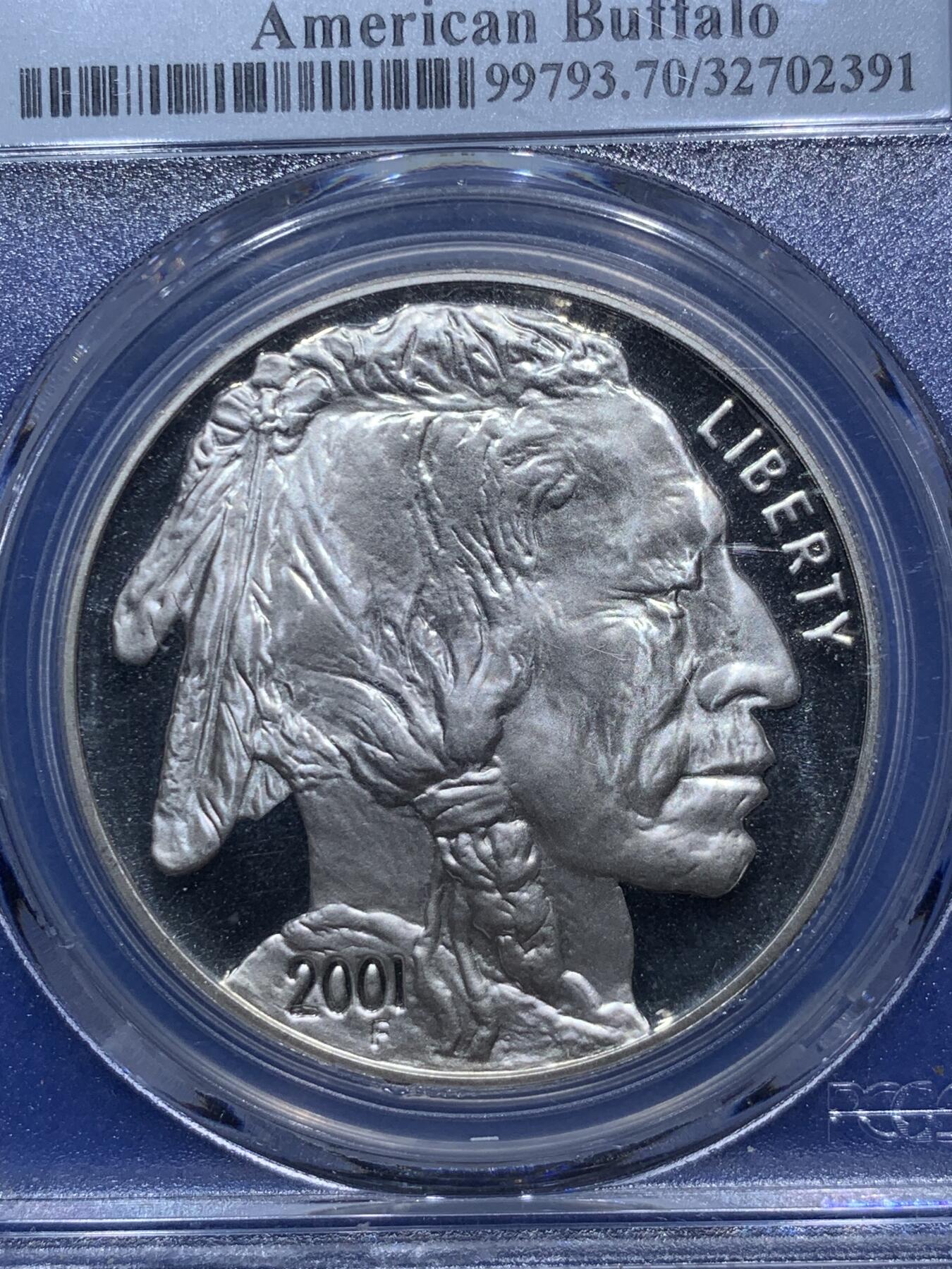 《竞宝斋》第290场- 周日，周一，周二 3场连拍 （全场包邮） PCGS PR70DCAM 美国2001P公牛精致版银币 1oz 纯度99.9%