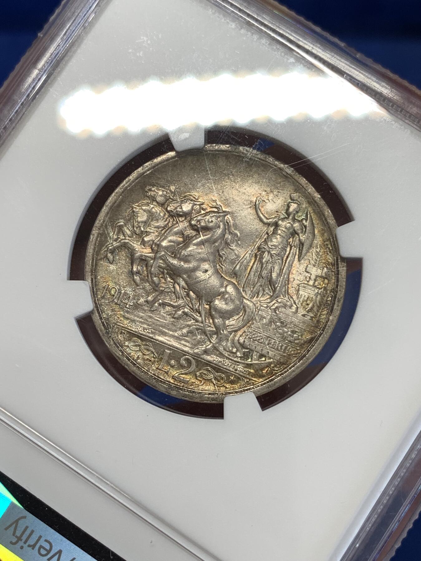 《竞宝斋》第290场- 周日，周一，周二 3场连拍 （全场包邮） NGC MS63 意大利 1914年 2里拉 马车银币 经典品种 漂亮的包浆