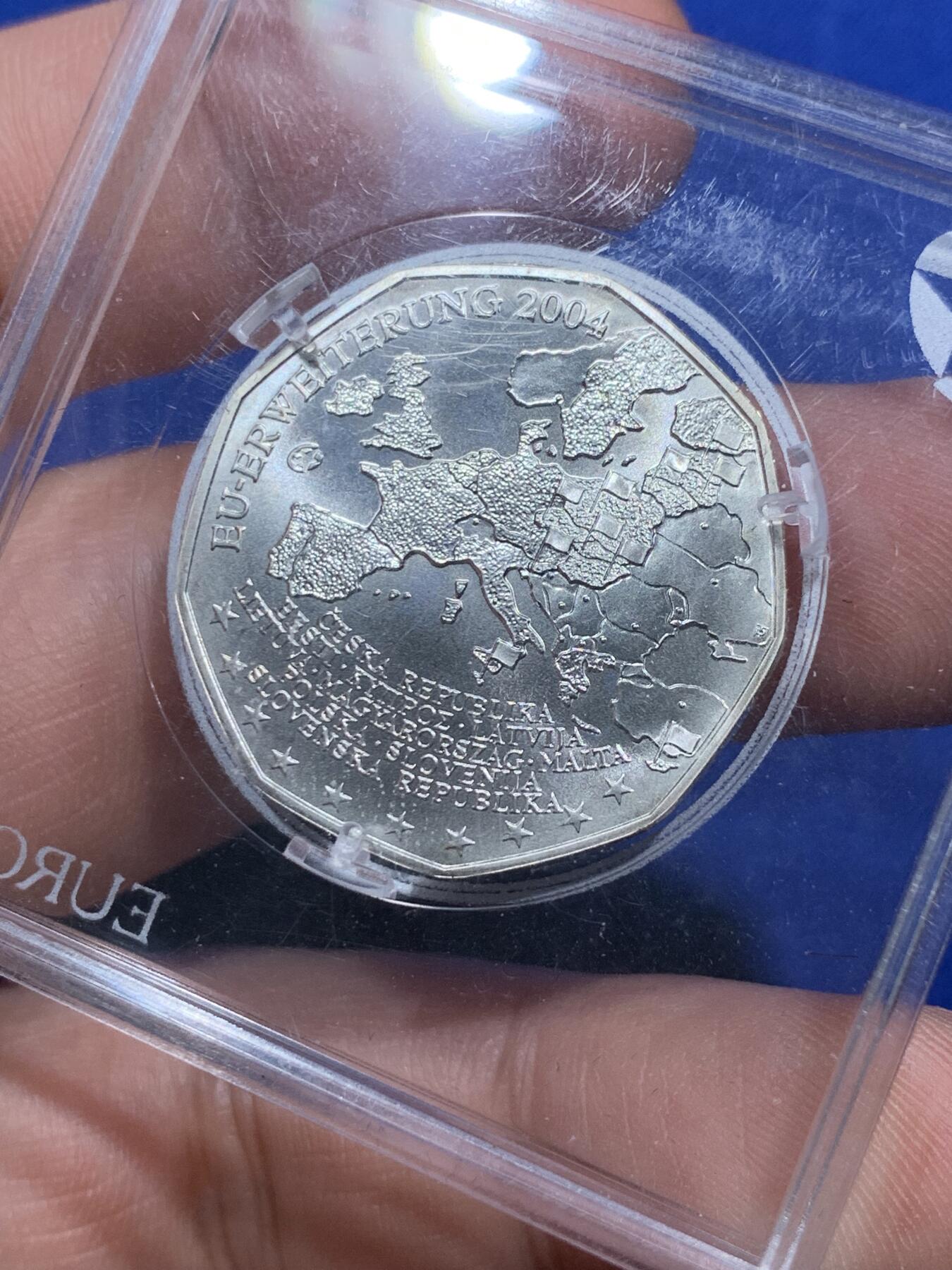 《竞宝斋》第290场- 周日，周一，周二 3场连拍 （全场包邮） 奥地利2004年欧盟扩张欧洲之星系列银币5欧元