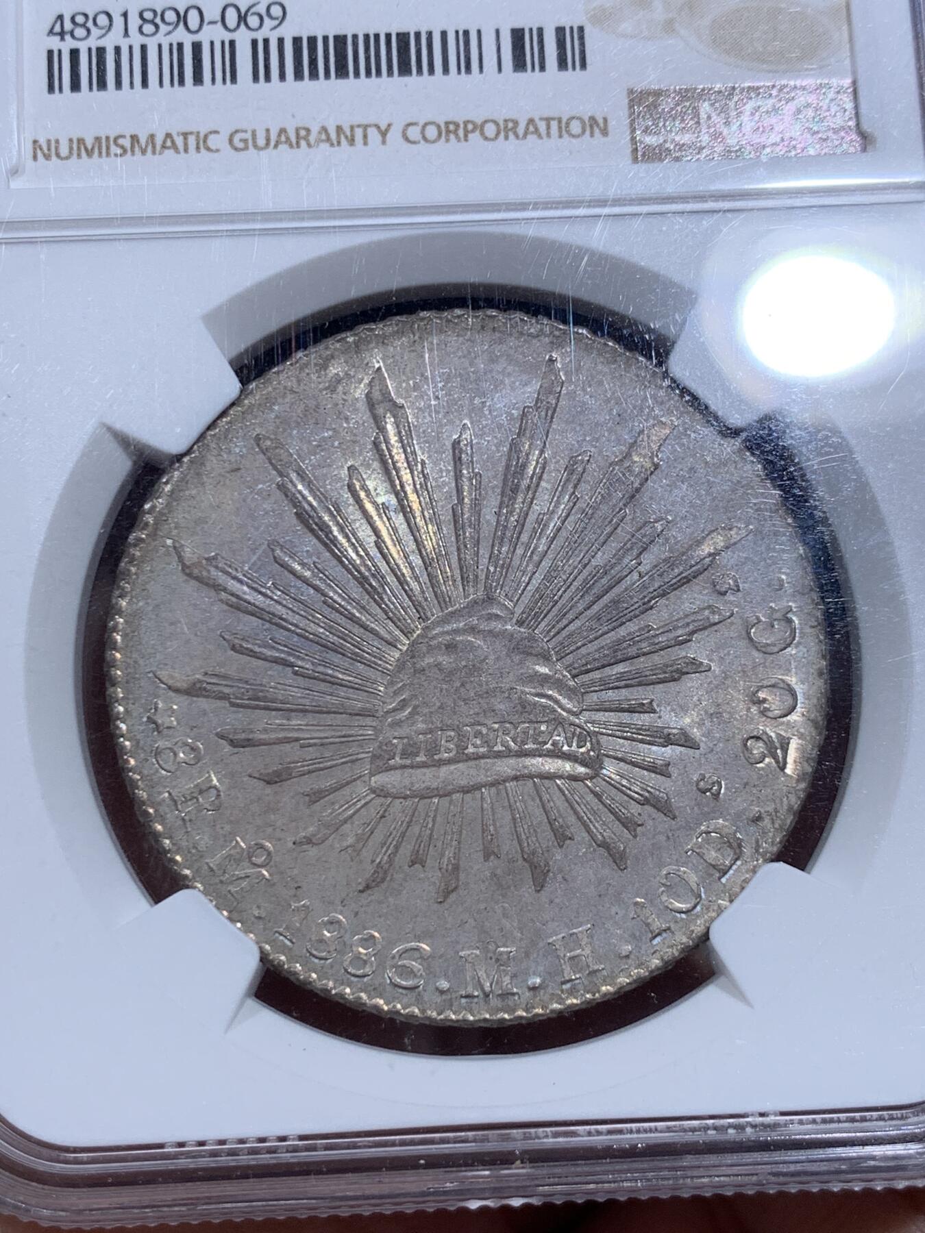 《竞宝斋》第290场- 周日，周一，周二 3场连拍 （全场包邮） NGC MS65 墨西哥1886年花边鹰洋 彩虹底板包浆 高分好品