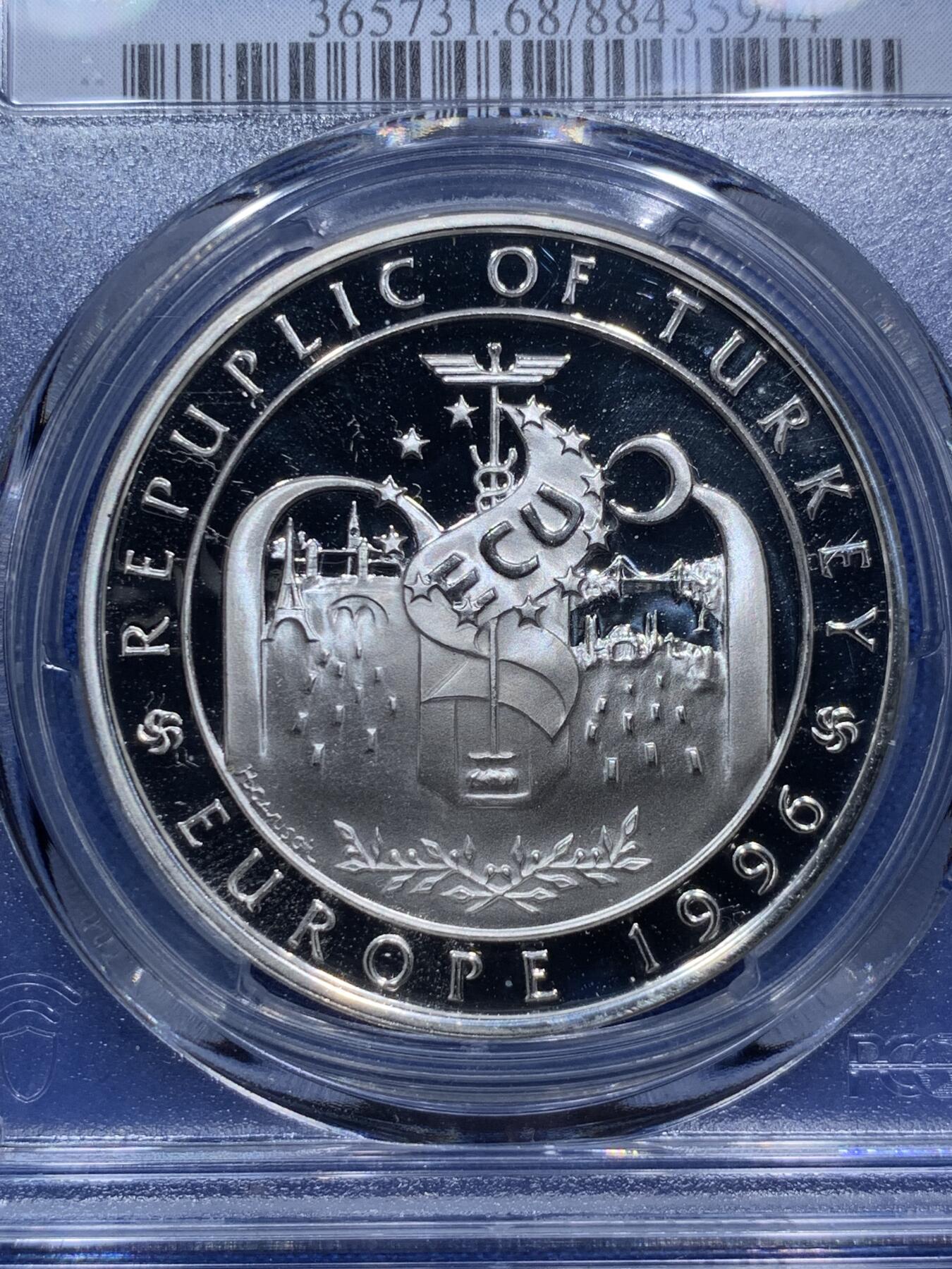 《竞宝斋》第290场- 周日，周一，周二 3场连拍 （全场包邮） PCGS金盾 PR68DCAM 土耳其1996年75万里拉精制大银币 925银 直径38.61mm 重量31.47g