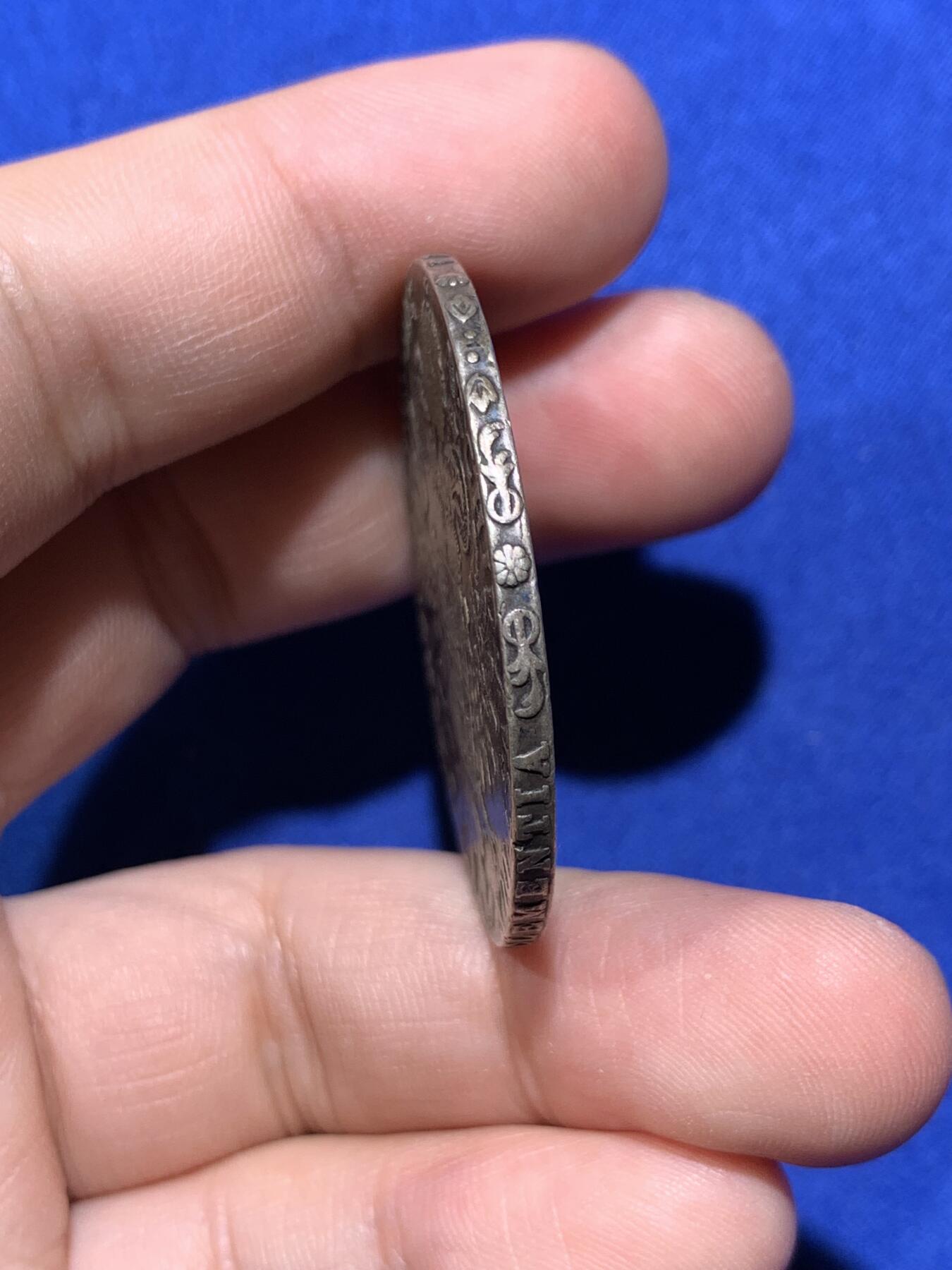 《竞宝斋》第290场- 周日，周一，周二 3场连拍 （全场包邮） 两枚一组 NGC AU58 奥地利大奶妈 双须版银币 早期后铸版  另外+一枚原味通货后铸大奶妈银币