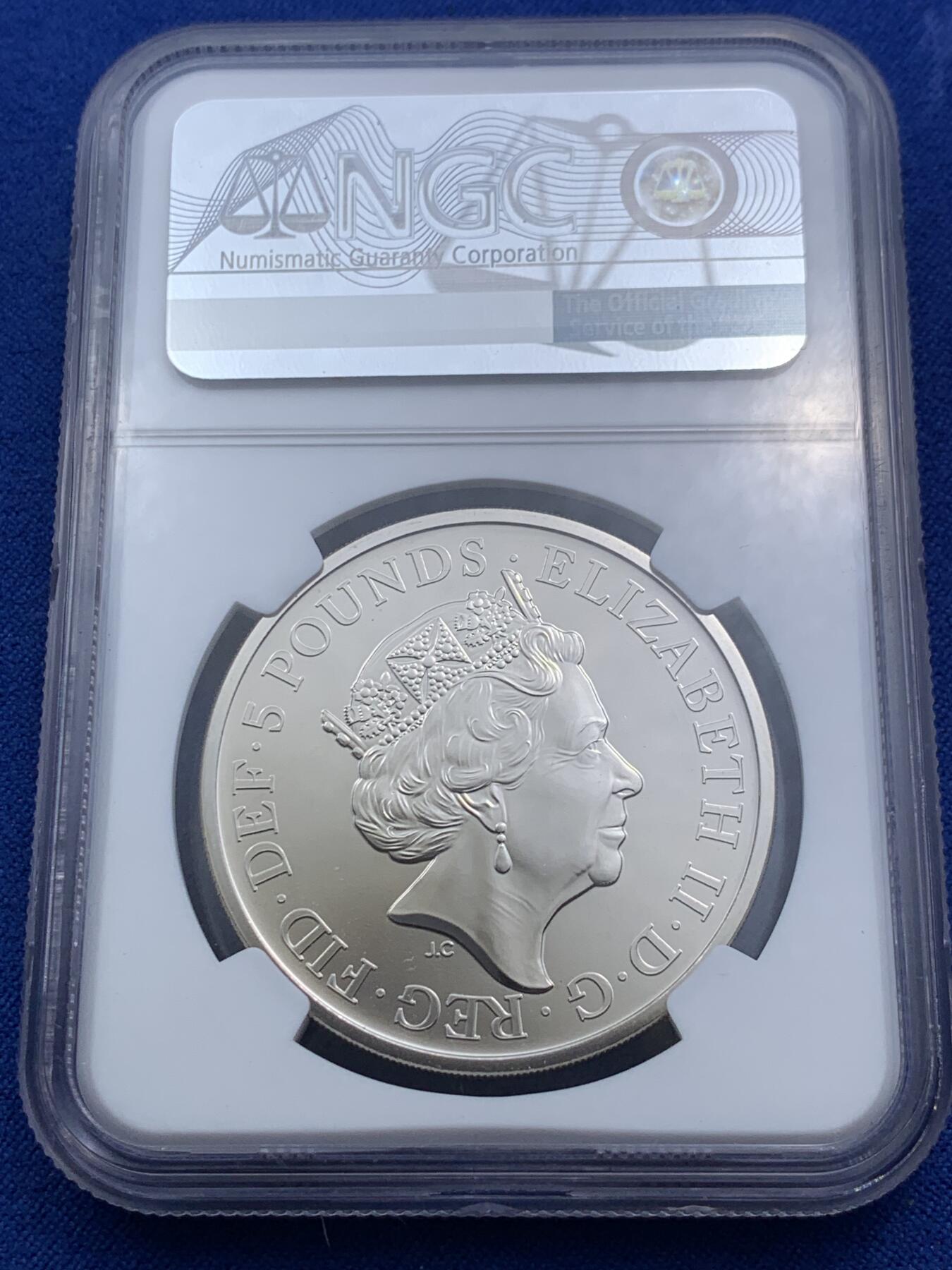 《竞宝斋》第290场- 周日，周一，周二 3场连拍 （全场包邮） NGC MS69DPL英国2022年虎年5英镑克朗币