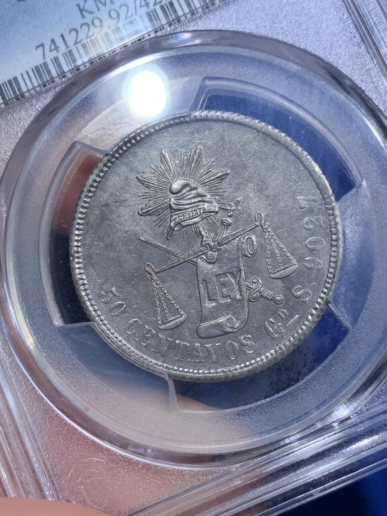 《竞宝斋》第290场- 周日，周一，周二 3场连拍 （全场包邮） PCGS UNCD 墨西哥1877少见天平鹰洋50分银币 50C数量远少于1比索 此枚带灰色包浆 细节精美