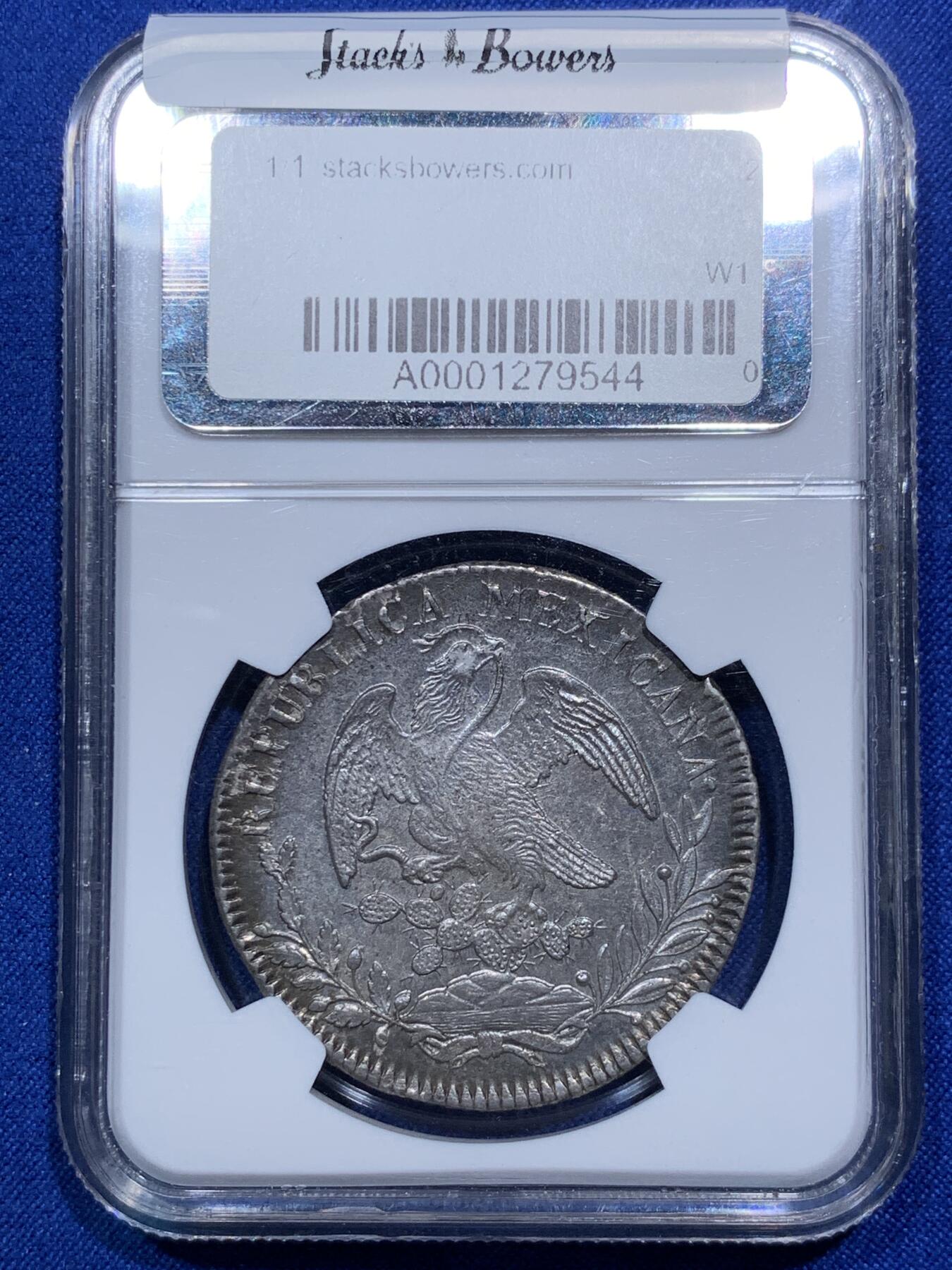 《竞宝斋》第290场- 周日，周一，周二 3场连拍 （全场包邮） NGC AU55 墨西哥1834年早期鹰洋 章型币 稀见早期肥鹰 鹰羽仙人掌细节不错，入骨深五彩，美不胜收。老N盒品质保障，状态超越分数