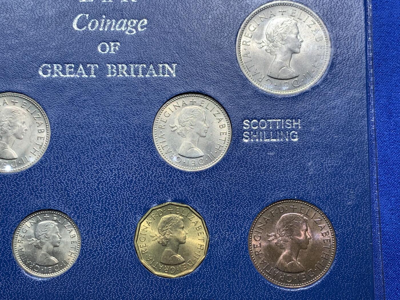 《竞宝斋》第290场- 周日，周一，周二 3场连拍 （全场包邮） 英国套币 伊丽莎白二世