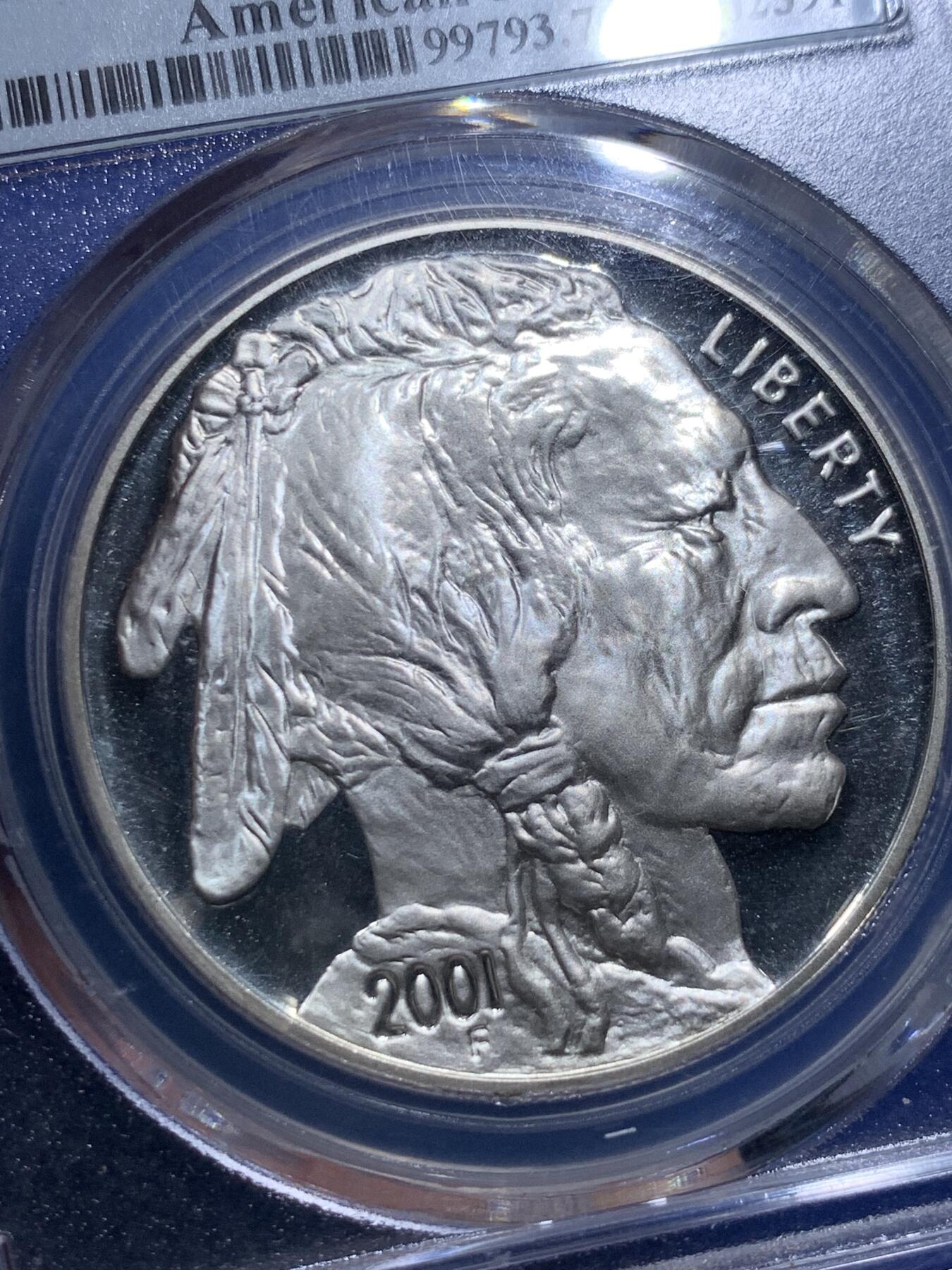 《竞宝斋》第290场- 周日，周一，周二 3场连拍 （全场包邮） PCGS PR70DCAM 美国2001P公牛精致版银币 1oz 纯度99.9%