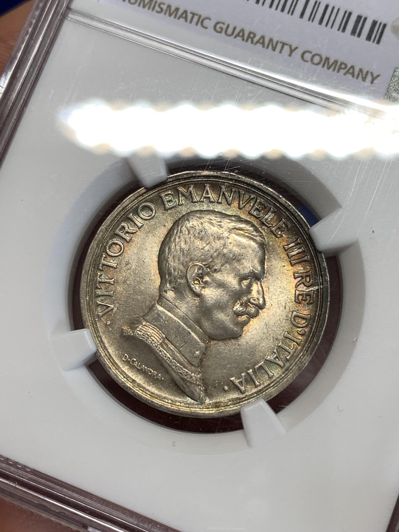 《竞宝斋》第290场- 周日，周一，周二 3场连拍 （全场包邮） NGC MS63 意大利 1914年 2里拉 马车银币 经典品种 漂亮的包浆