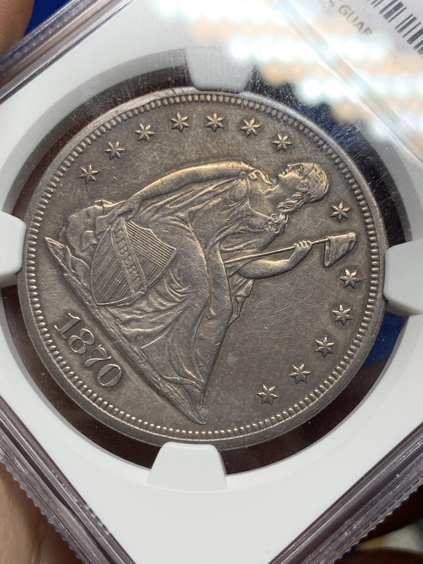 《竞宝斋》第290场- 周日，周一，周二 3场连拍 （全场包邮） NGC-AU 美国 1870年坐姿自由女神像1美元大银币，AU品级，稀缺早期美国大银 难遇