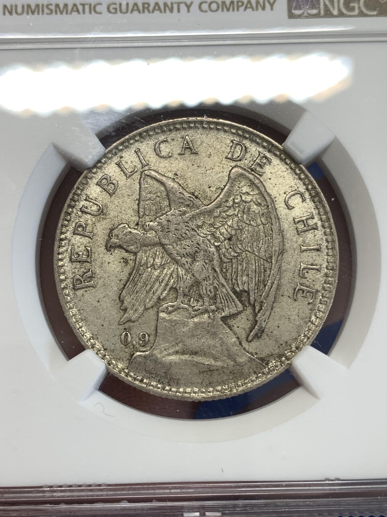 《竞宝斋》第290场- 周日，周一，周二 3场连拍 （全场包邮） NGC AU58 智利1910年1比索高银版银币 安第斯山脉的神鹫 章牌大师O.Roty的作品 羽翼丰满 底光充沛